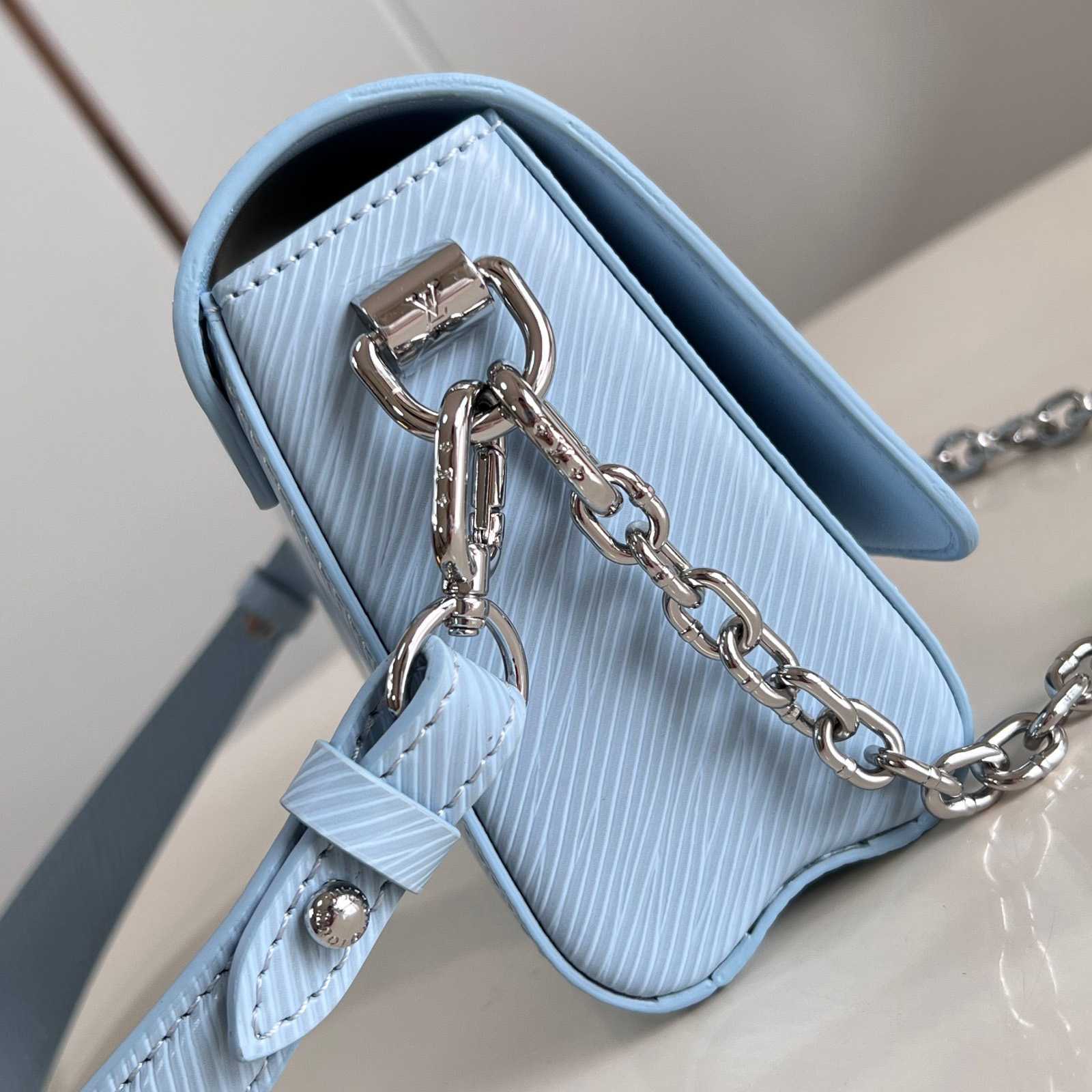 Louis Vuitton Twist West   M24566 - FashionPlug