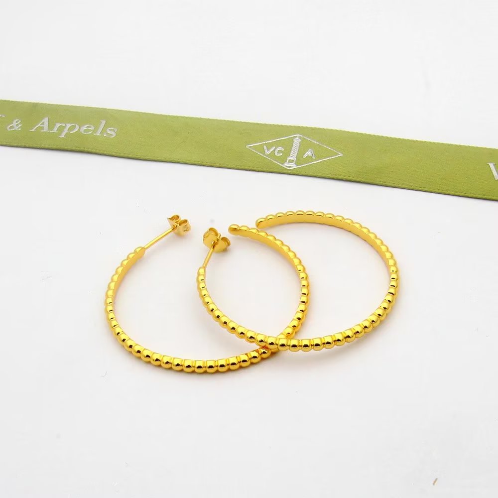 Van Cleef & Arpels Perlée Pearls Of Gold Hoop Earrings, Large Model - FashionPlug