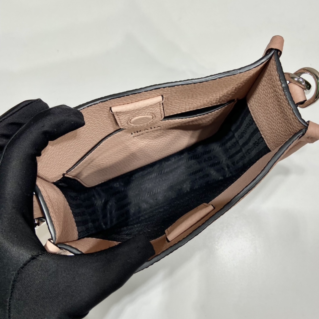 Prada Logo-Plaque Shoulder Bag   (19x20x6cm) - FashionPlug