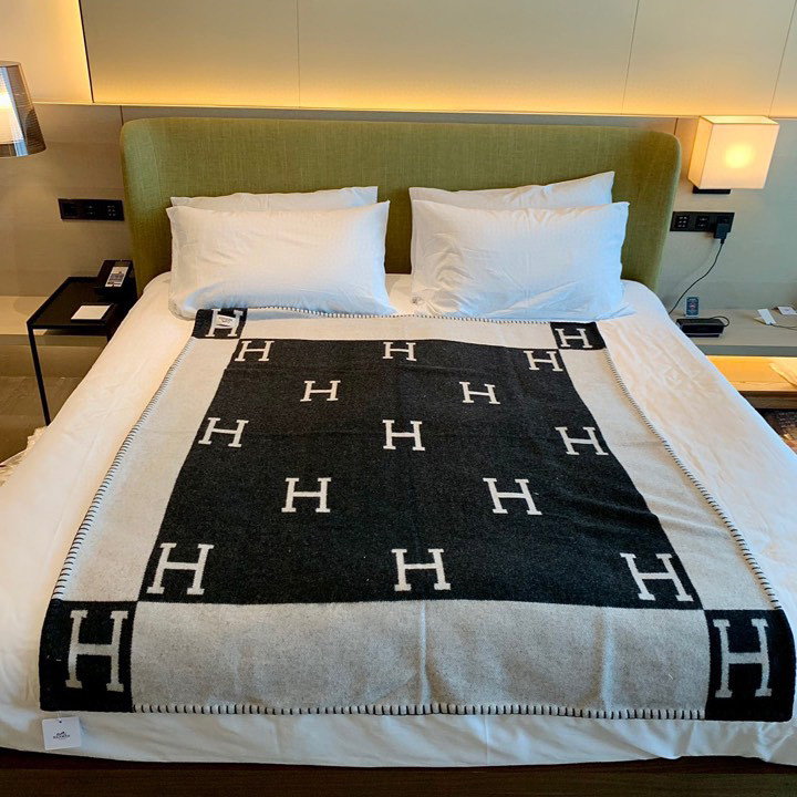 Hermes Blanket   163*137cm - FashionPlug