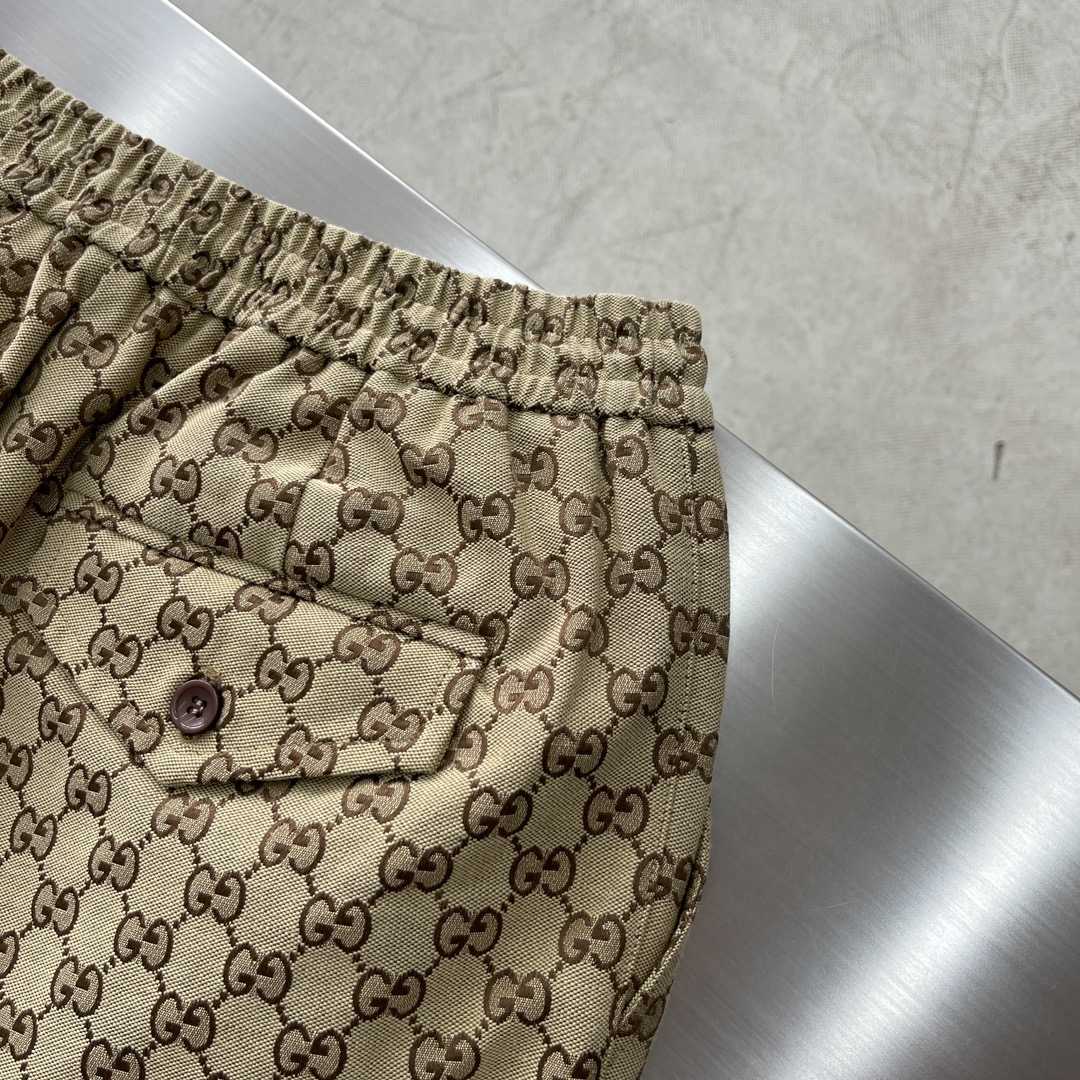 Gucci GG Supreme Pants - FashionPlug