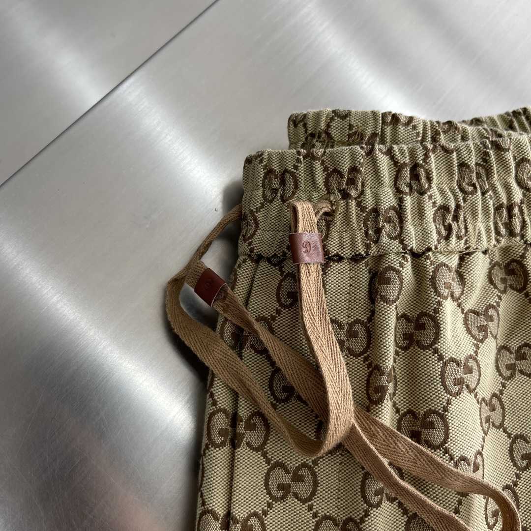 Gucci GG Supreme Pants - FashionPlug