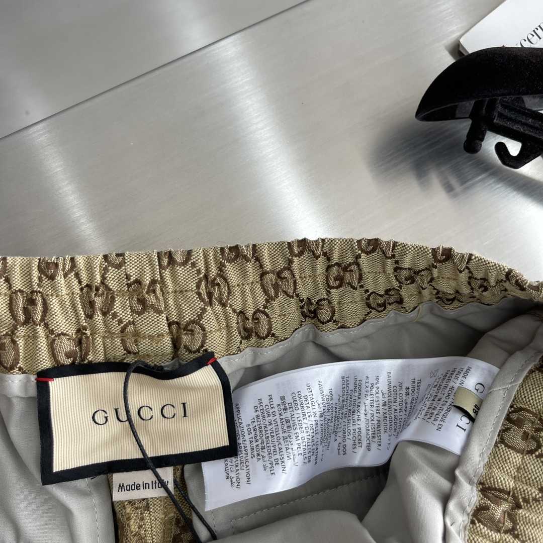 Gucci GG Supreme Pants - FashionPlug