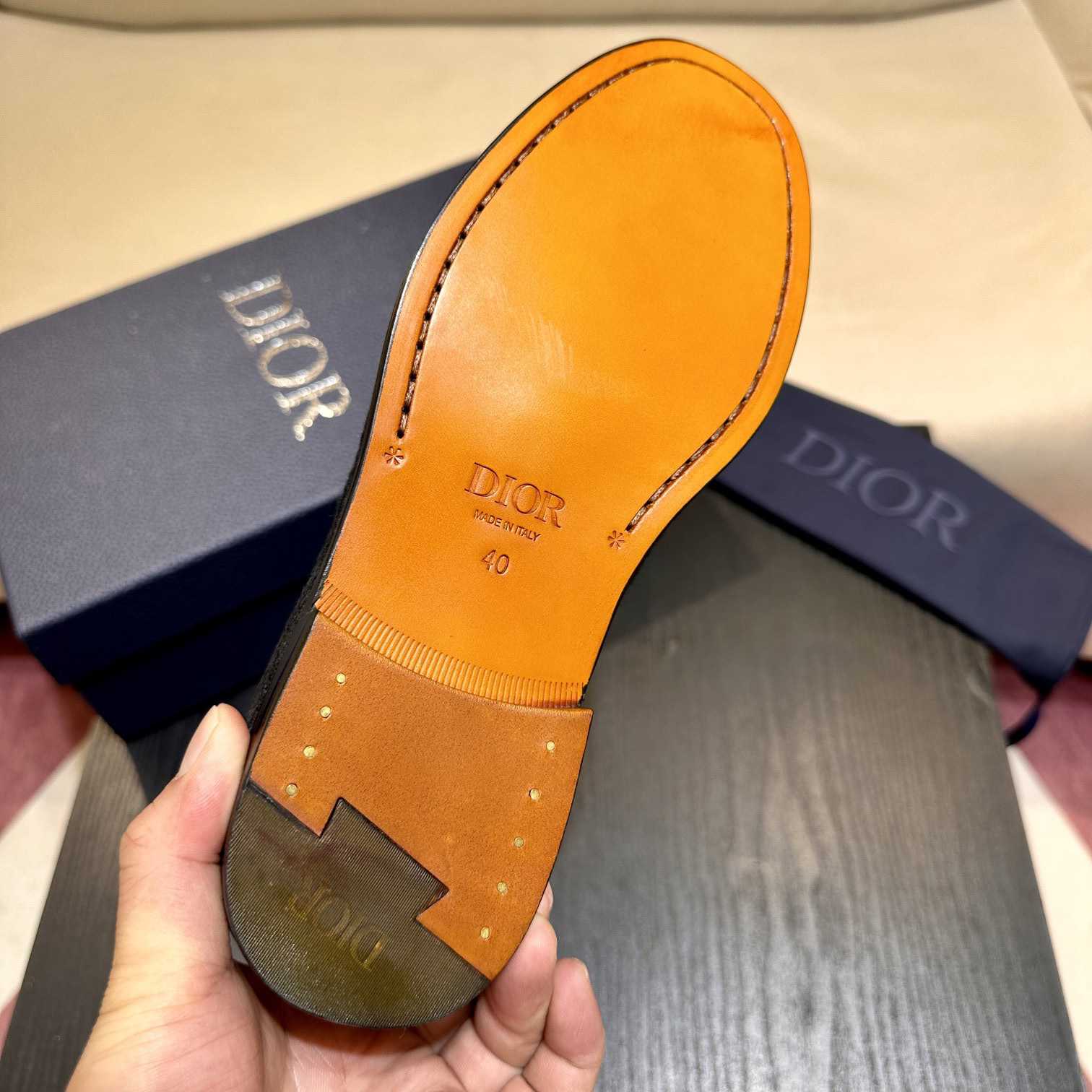 Dior Oblique Loafer - FashionPlug