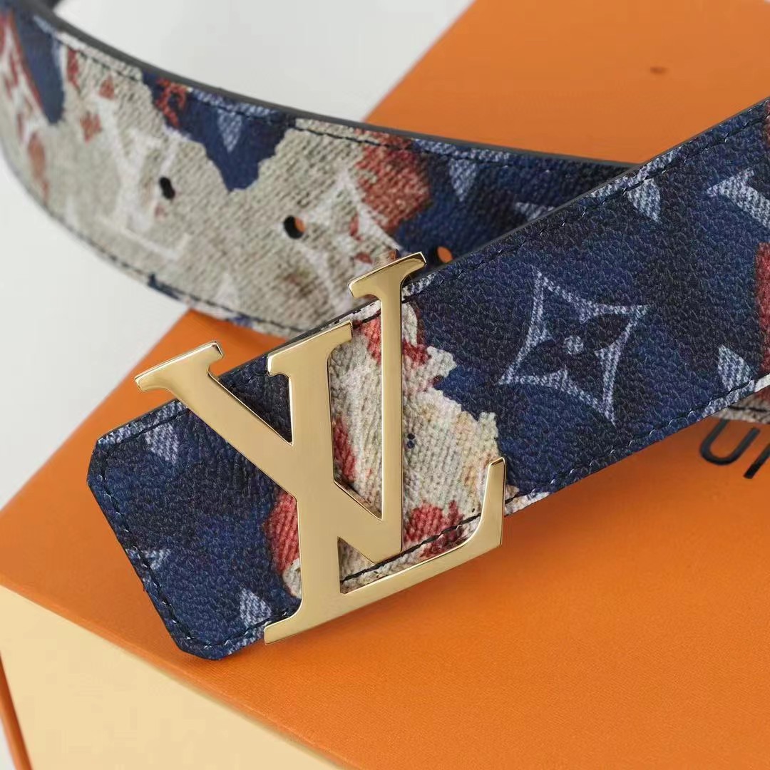Louis Vuitton LV Initiales 40MM Reversible Belt     M8402S - FashionPlug