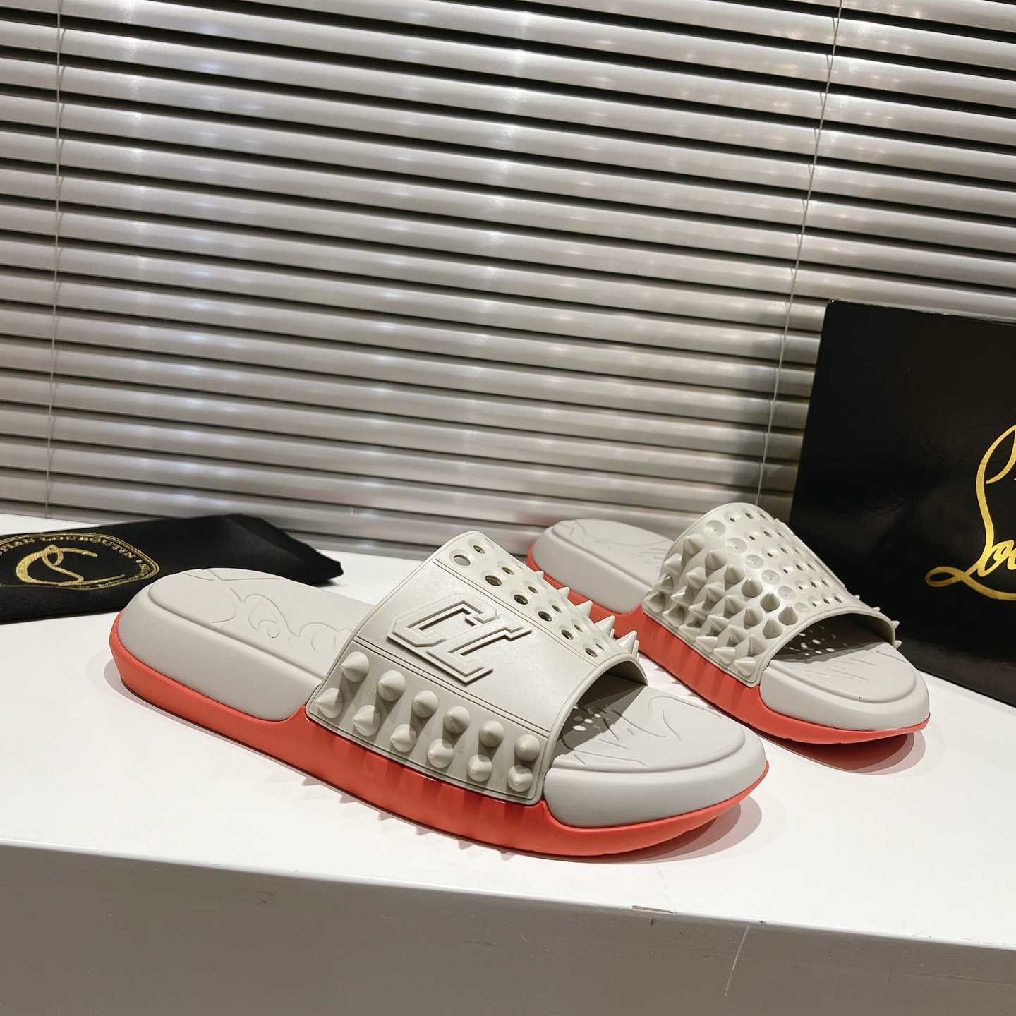 Christian Louboutin Take It Easy Summer Mule - FashionPlug