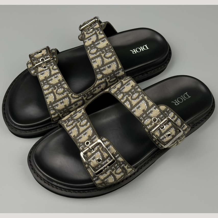 Dior Aqua Sandal - FashionPlug