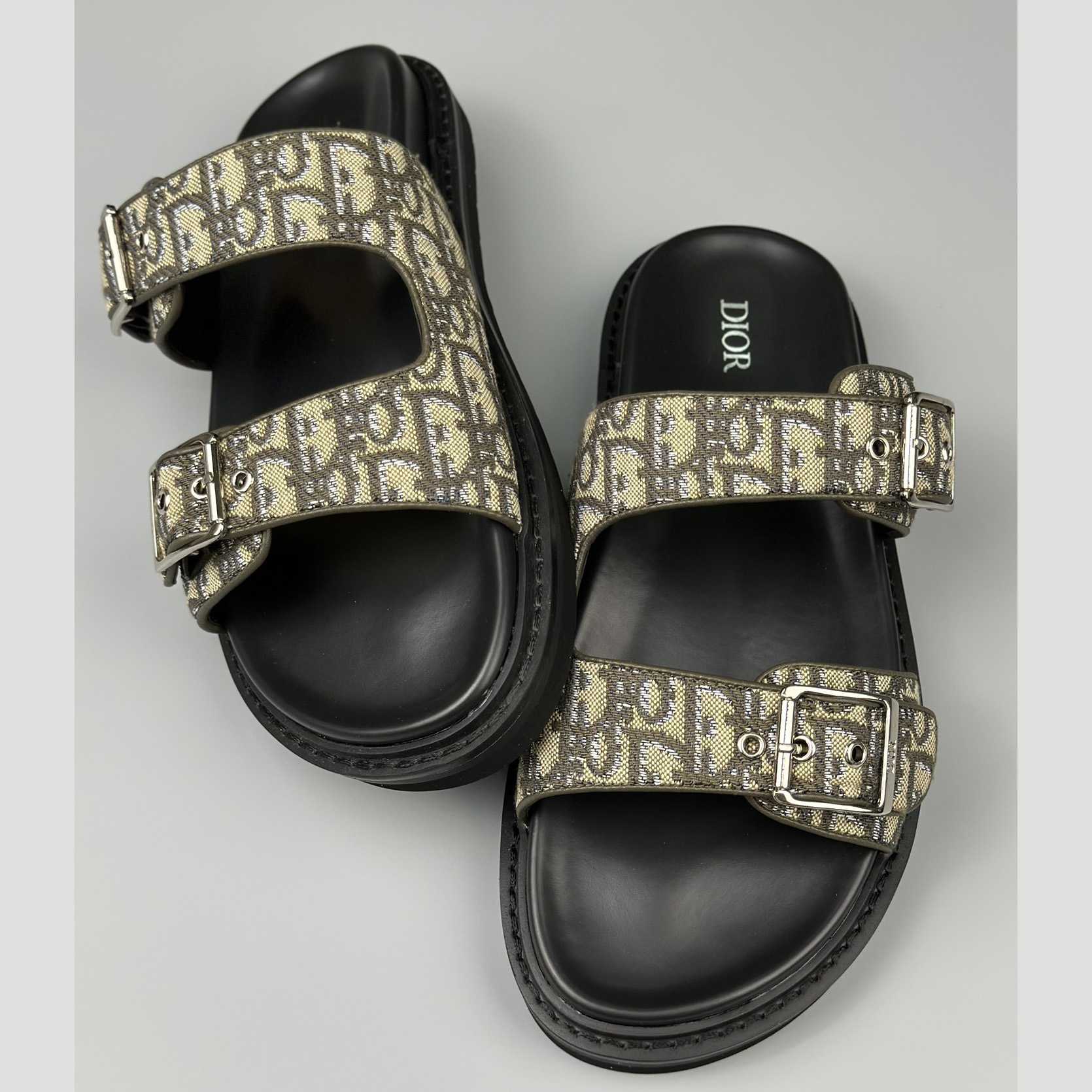 Dior Aqua Sandal - FashionPlug