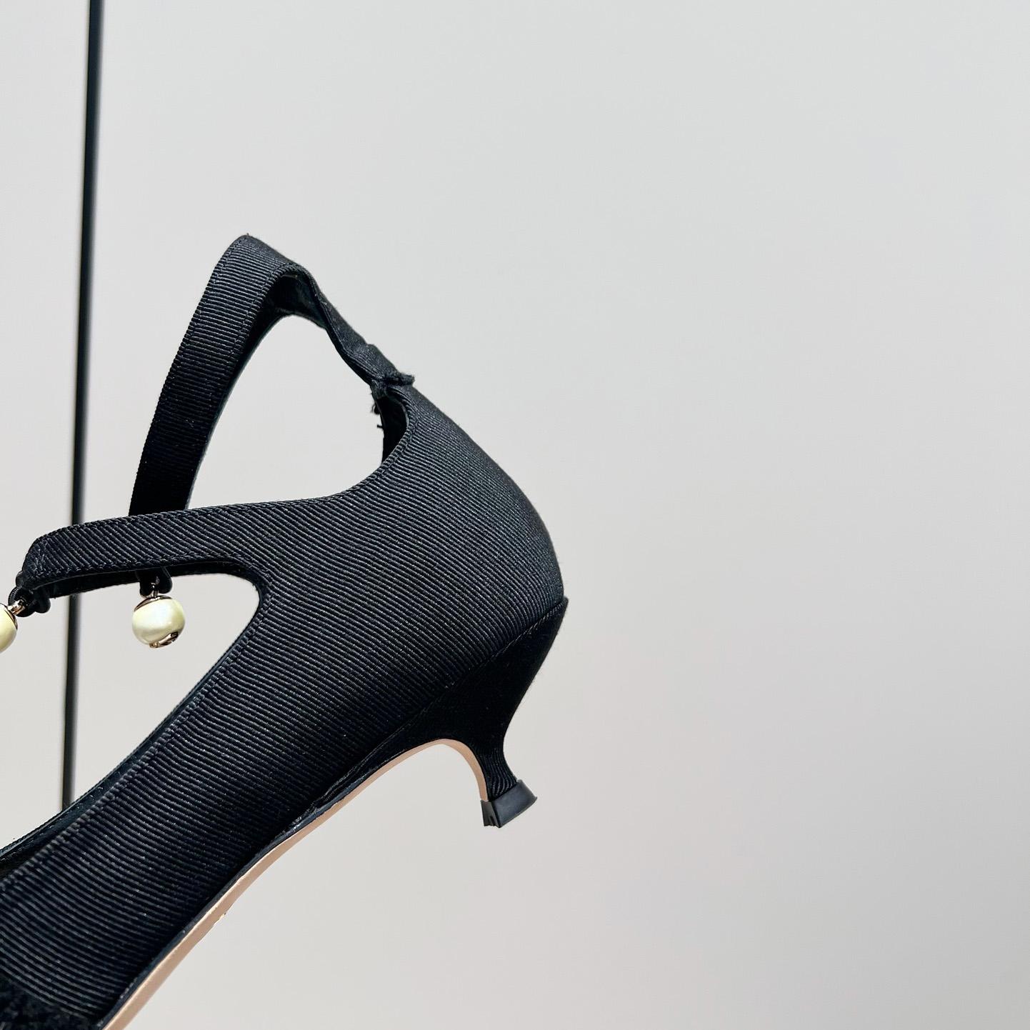 Dior Adiorable Pump - FashionPlug