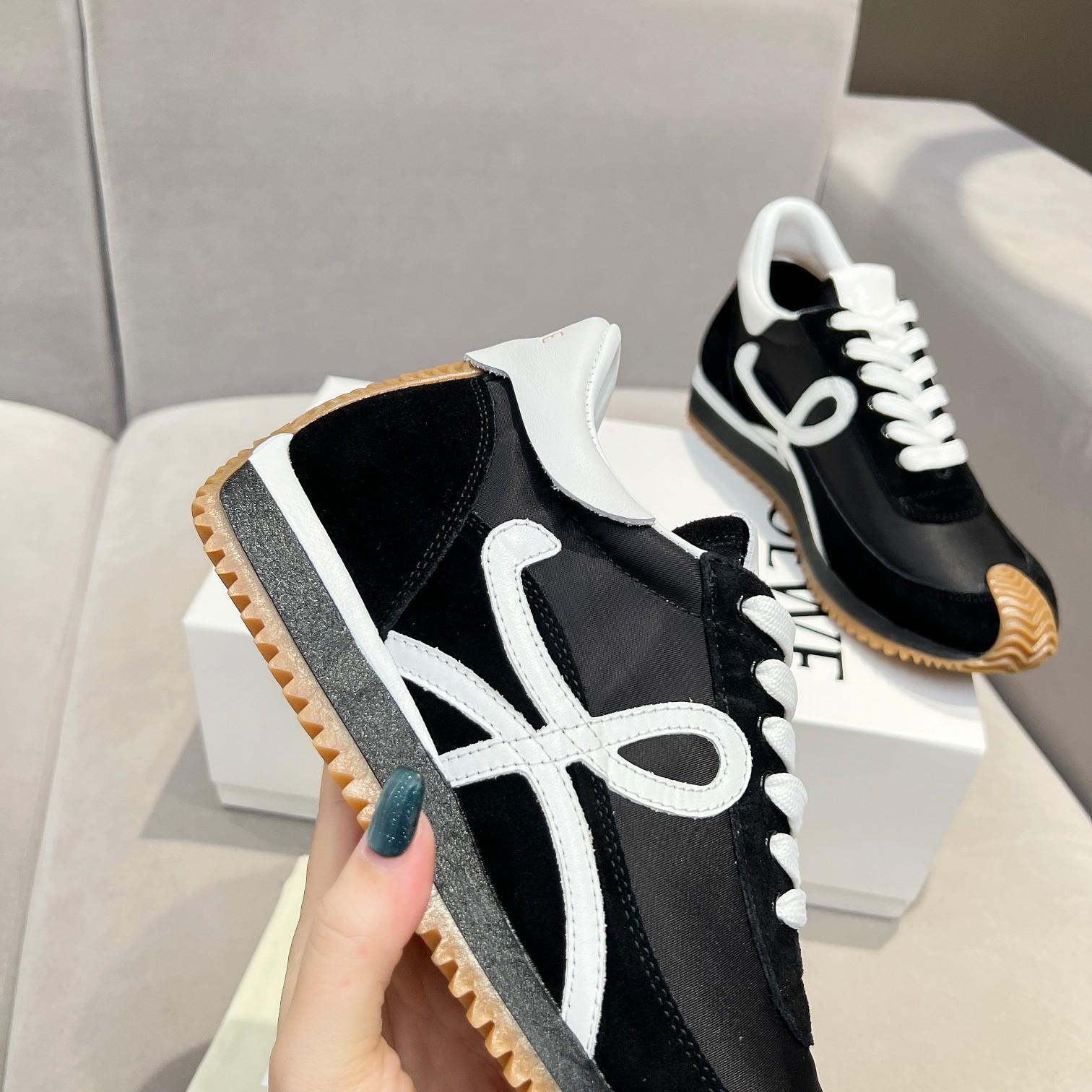 Loewe Flow Runner - FashionPlug