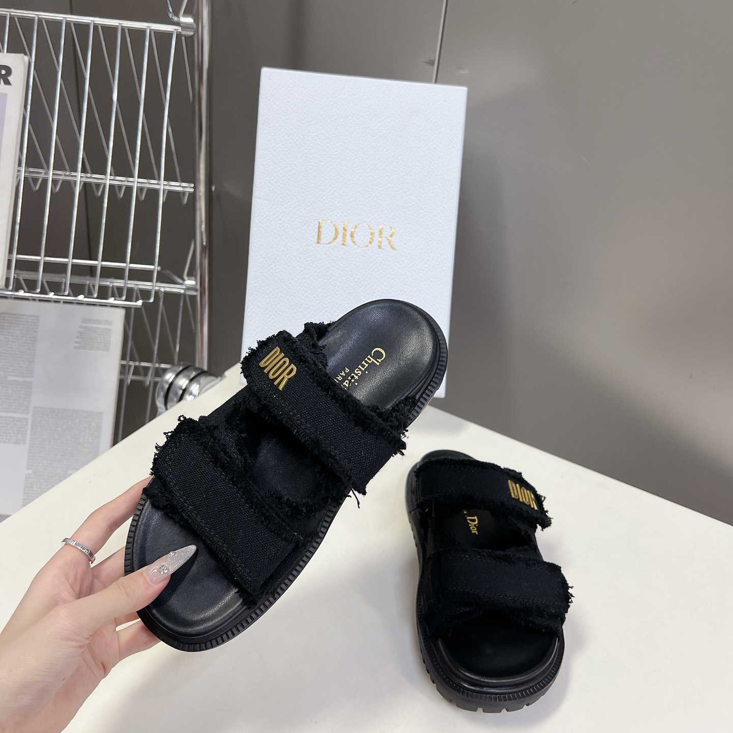 Dior Dioract Slide - FashionPlug