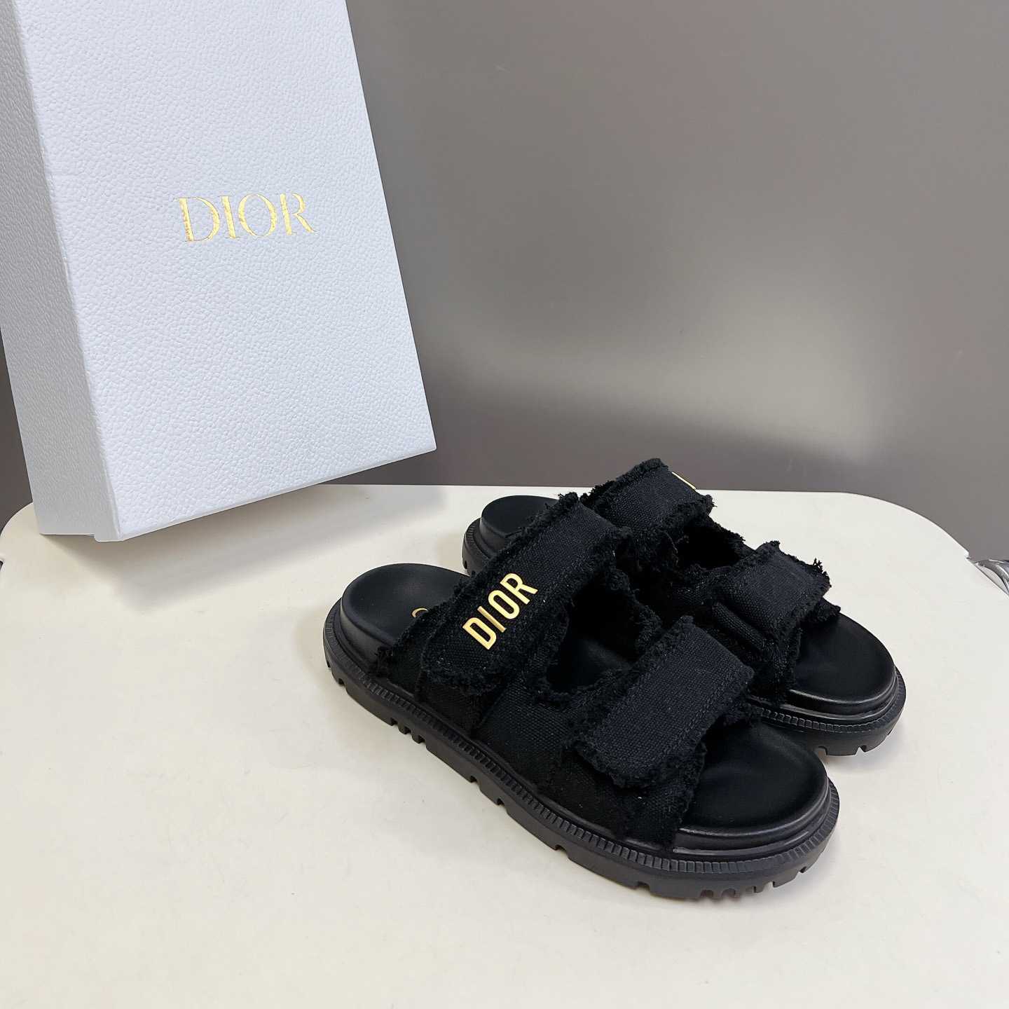 Dior Dioract Slide - FashionPlug