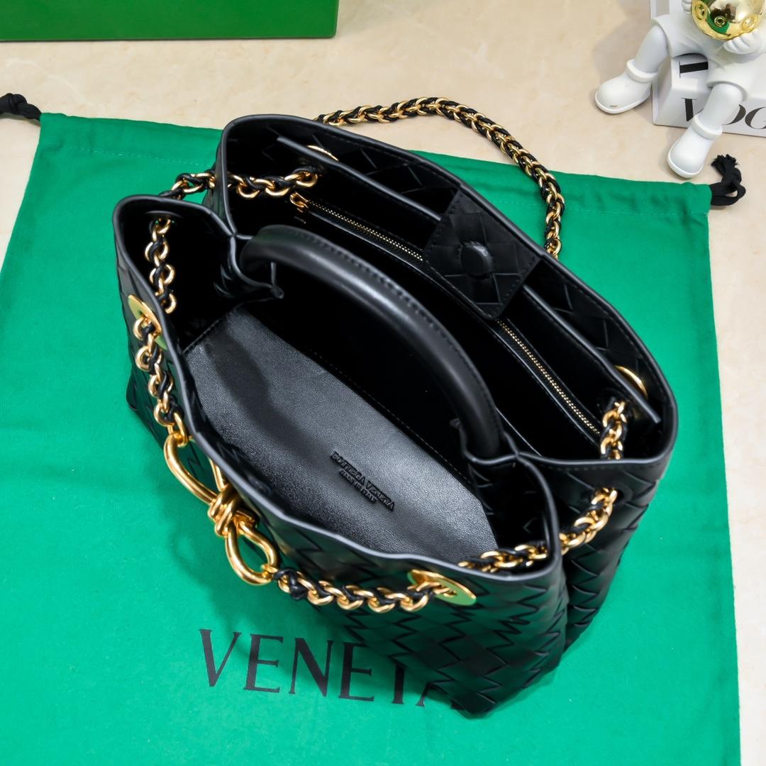 Bottega Veneta Small Andiamo With Chain - FashionPlug