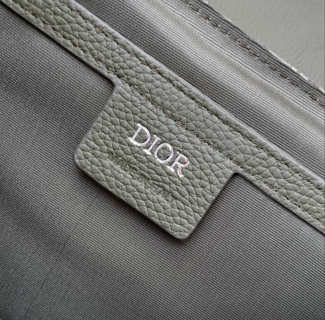 Dior Small Saddle Messenger Bag With Flap - FashionPlug