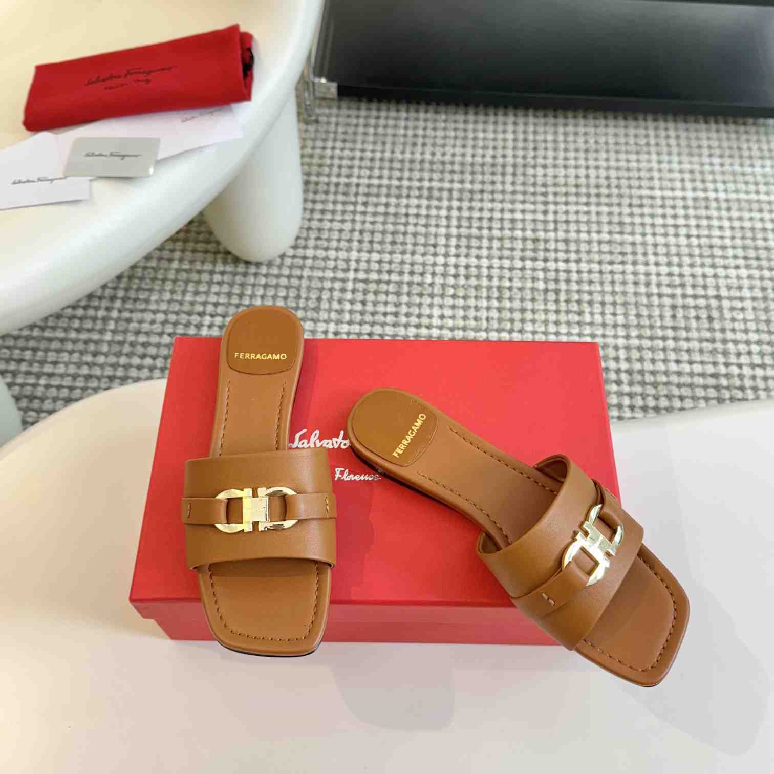 Ferragamo Women's Brown Flat Slide With Gancini Ornament - FashionPlug