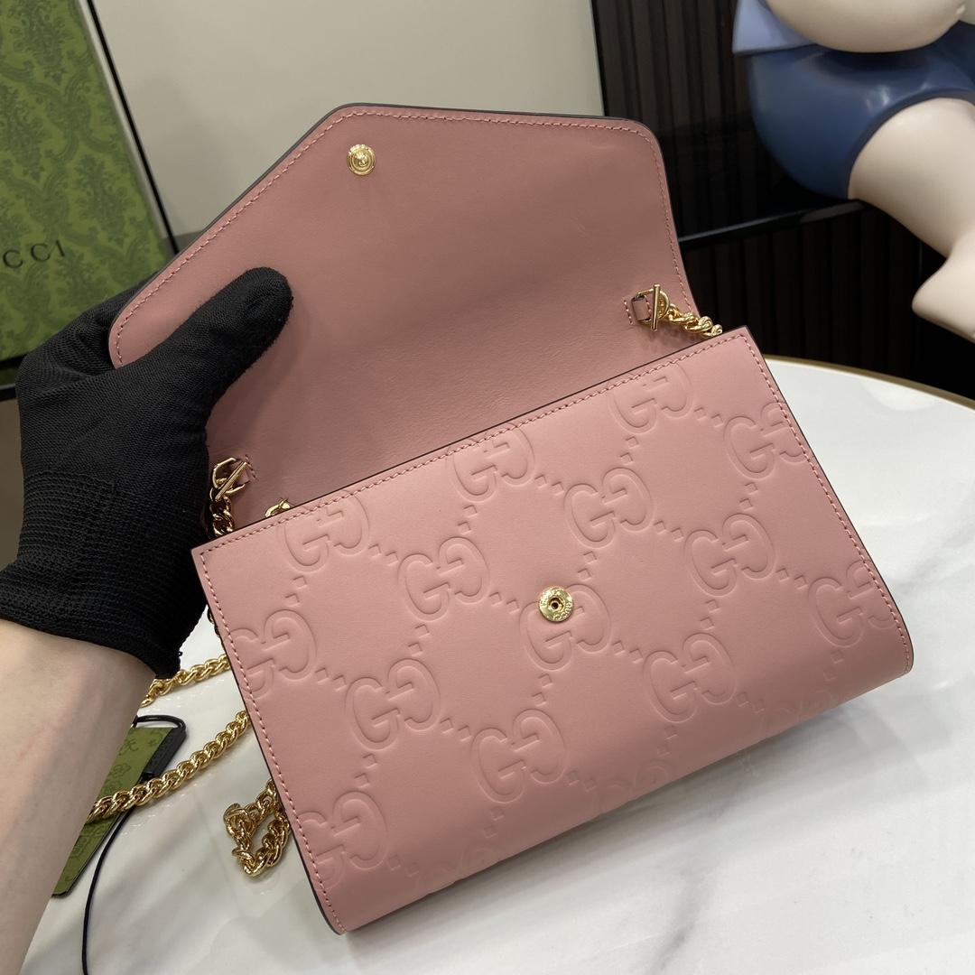 Gucci GG Chain Wallet - FashionPlug