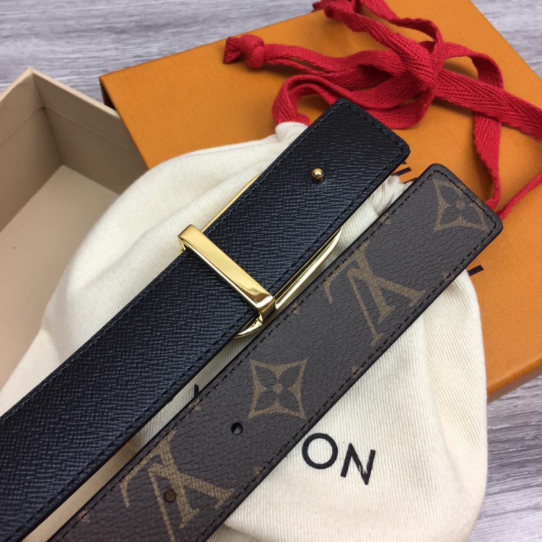 Louis Vuitton 30MM Reversible Belt - FashionPlug