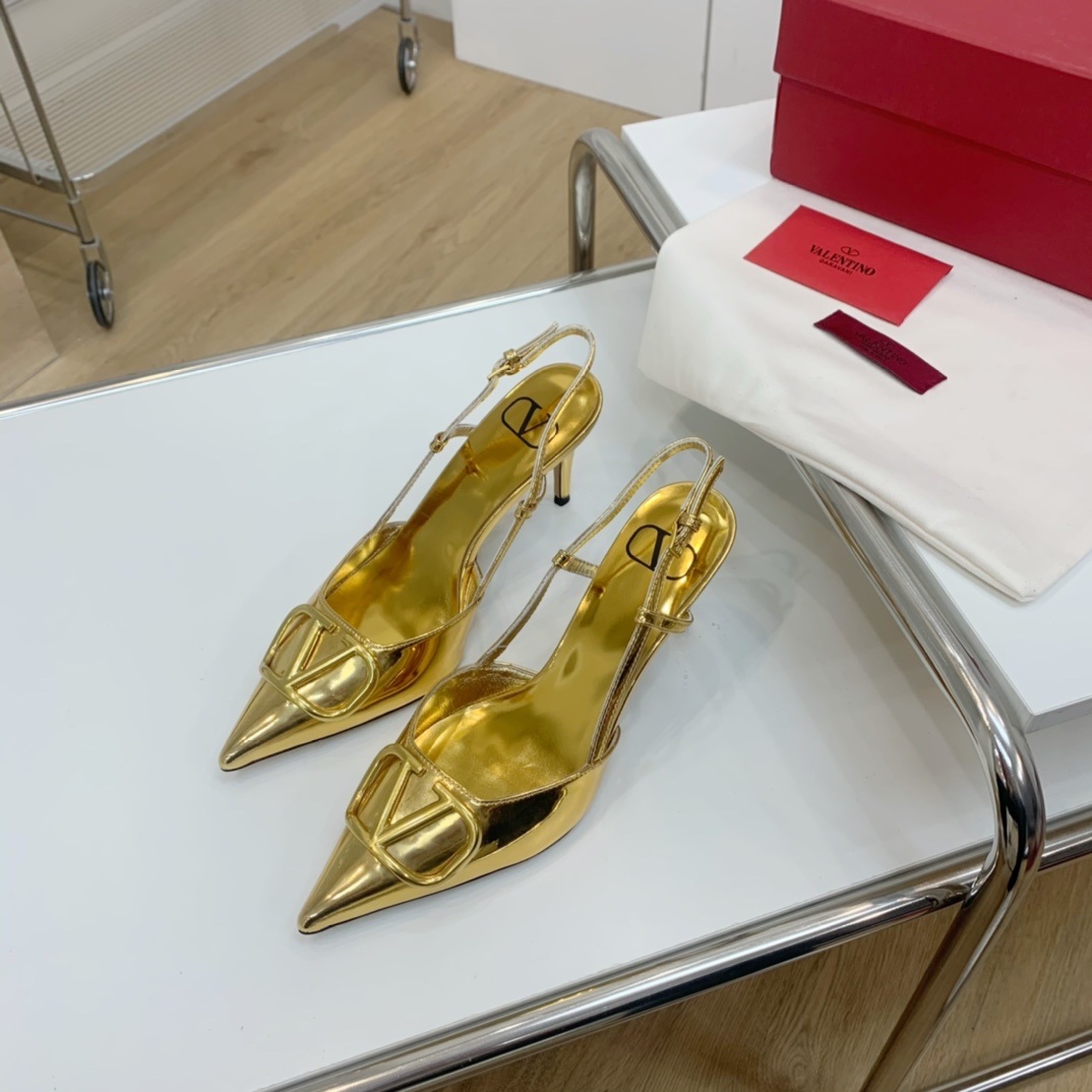 Valenti Valentino Garavani VLogo Signature Pump   80cm - FashionPlug