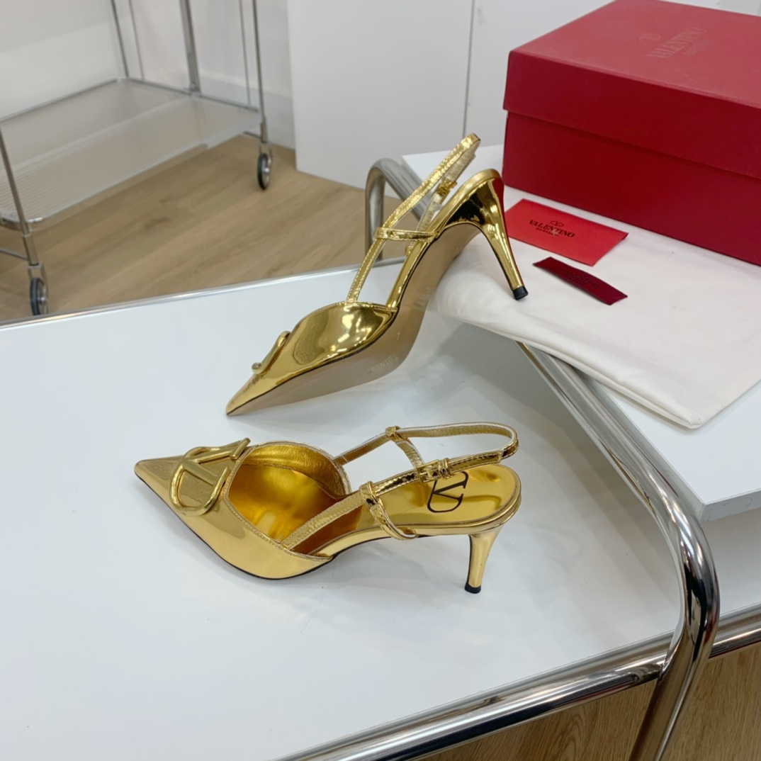 Valenti Valentino Garavani VLogo Signature Pump   80cm - FashionPlug