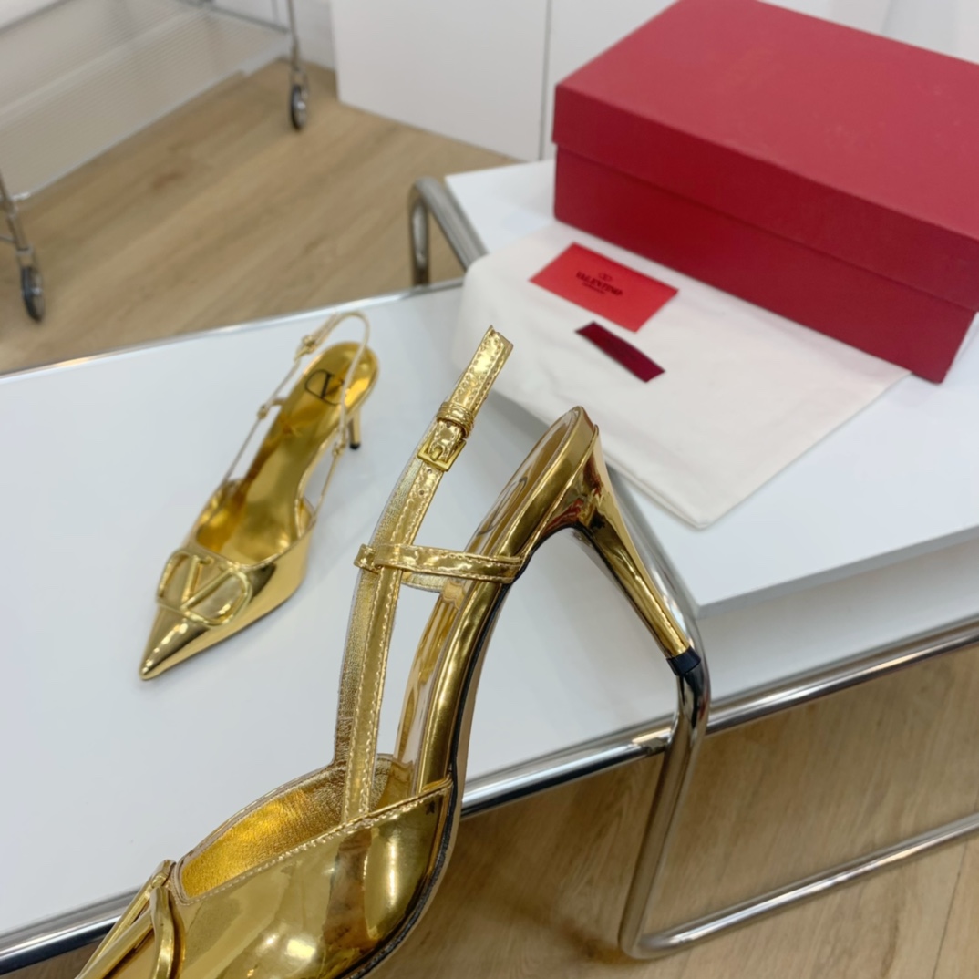 Valenti Valentino Garavani VLogo Signature Pump   80cm - FashionPlug