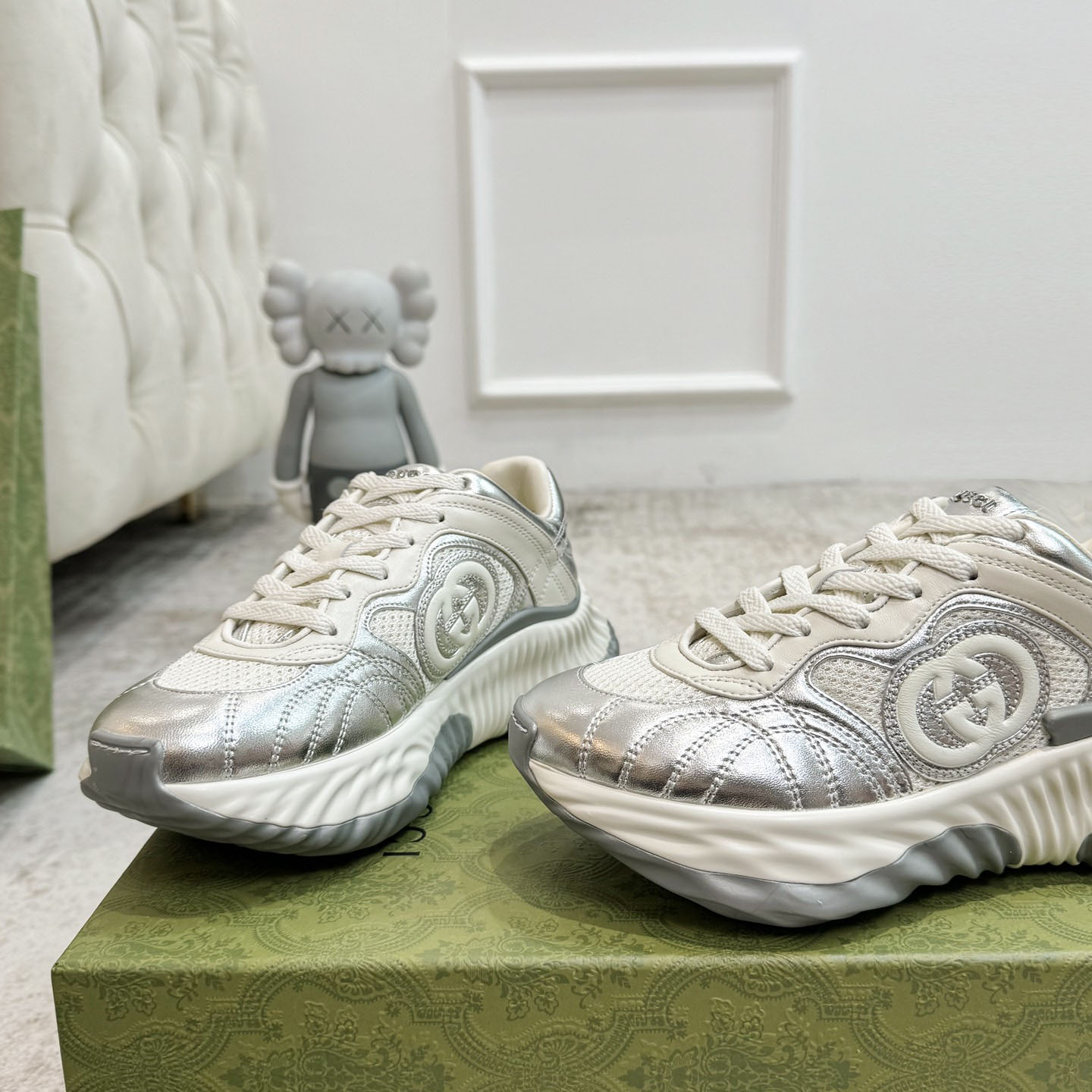 Gucci Ripple Trainer - FashionPlug
