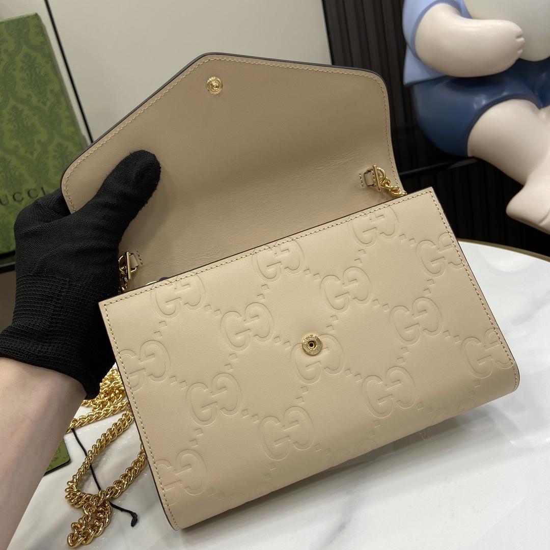 Gucci GG Chain Wallet - FashionPlug
