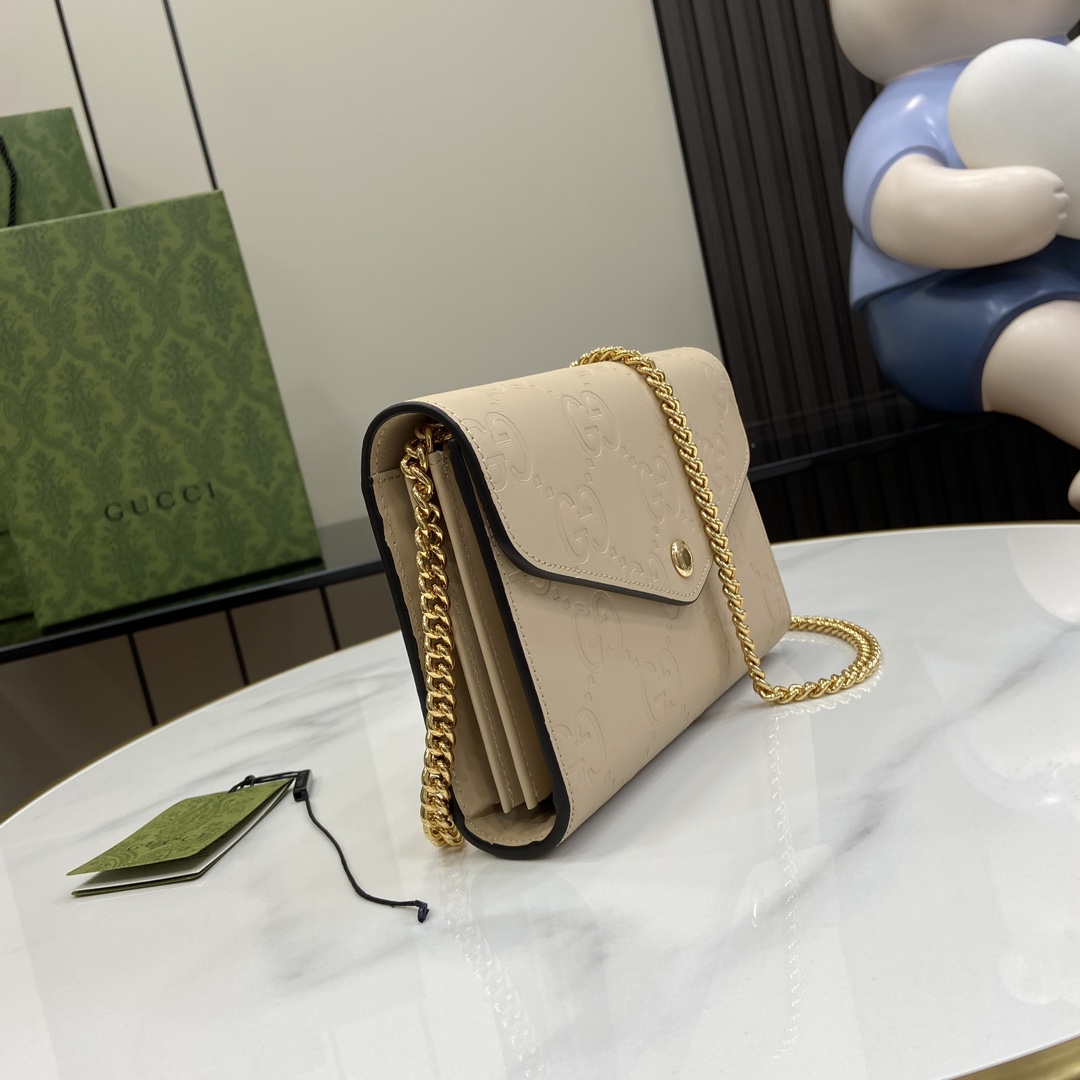 Gucci GG Chain Wallet - FashionPlug