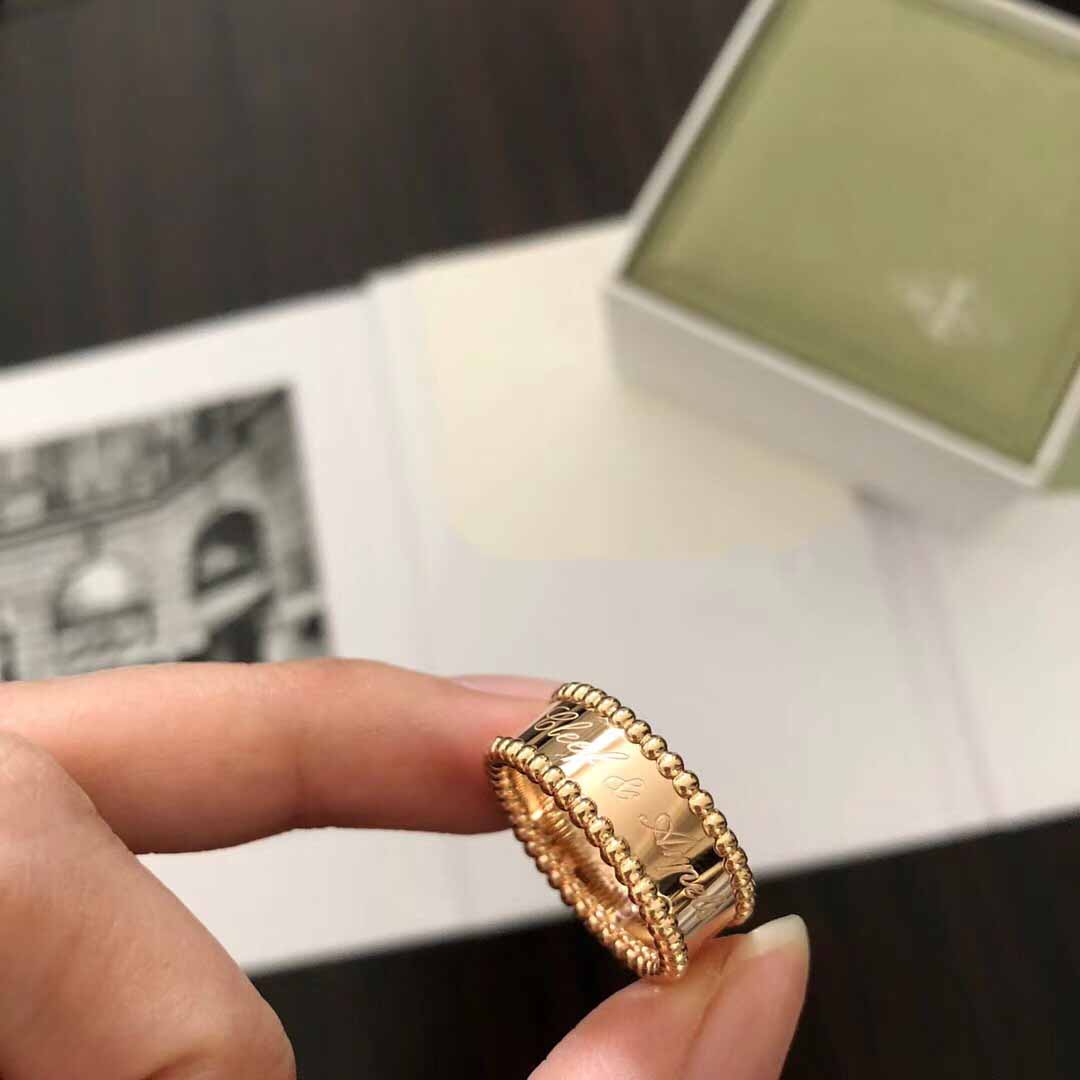 Van Cleef & Arpels Ring - FashionPlug