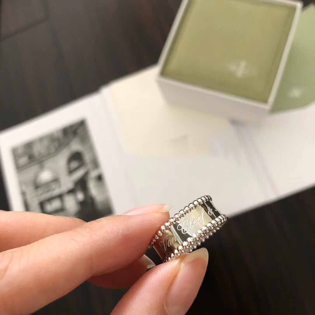 Van Cleef & Arpels Ring - FashionPlug