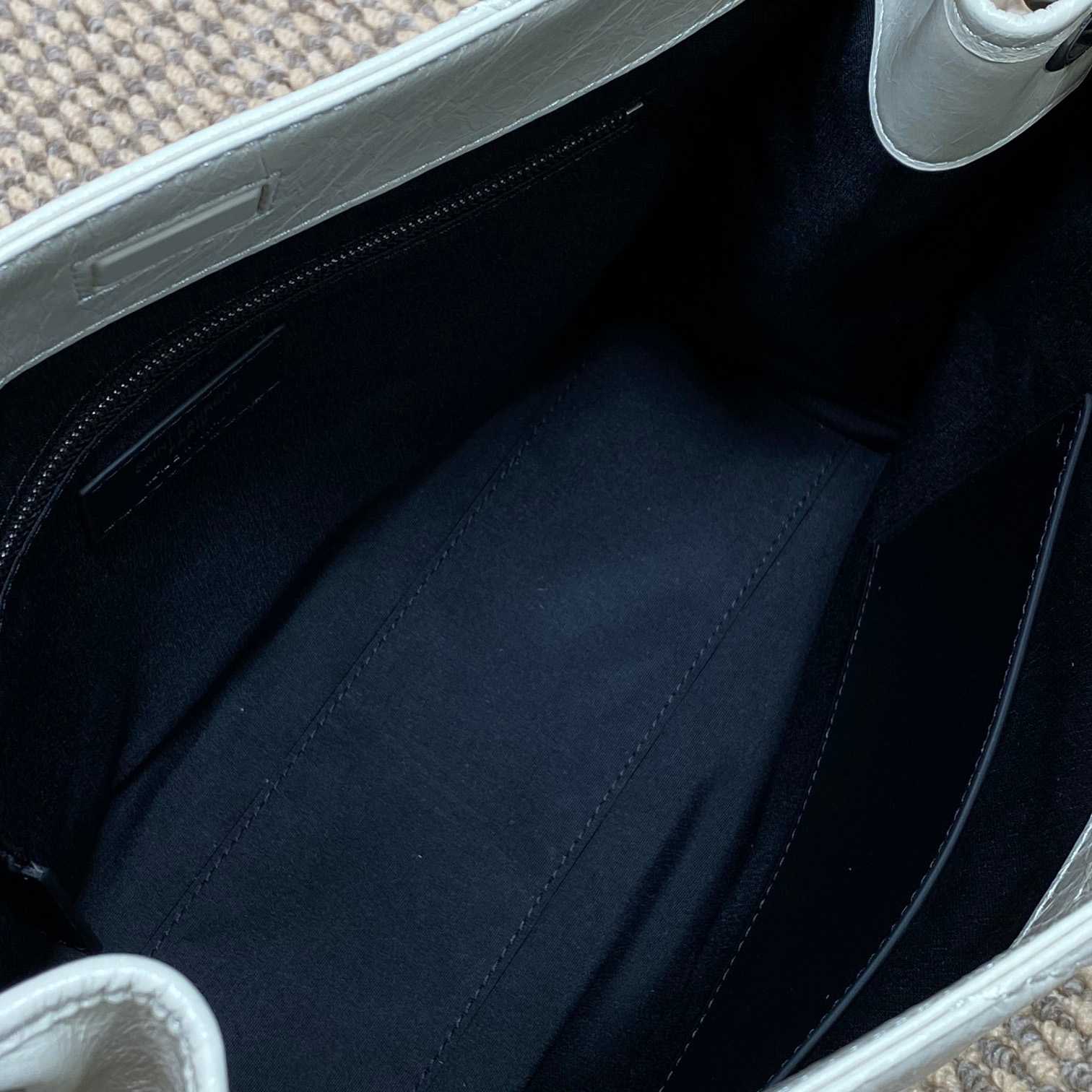 Saint Laurent NiKi Shopping In Vintage Leather - FashionPlug