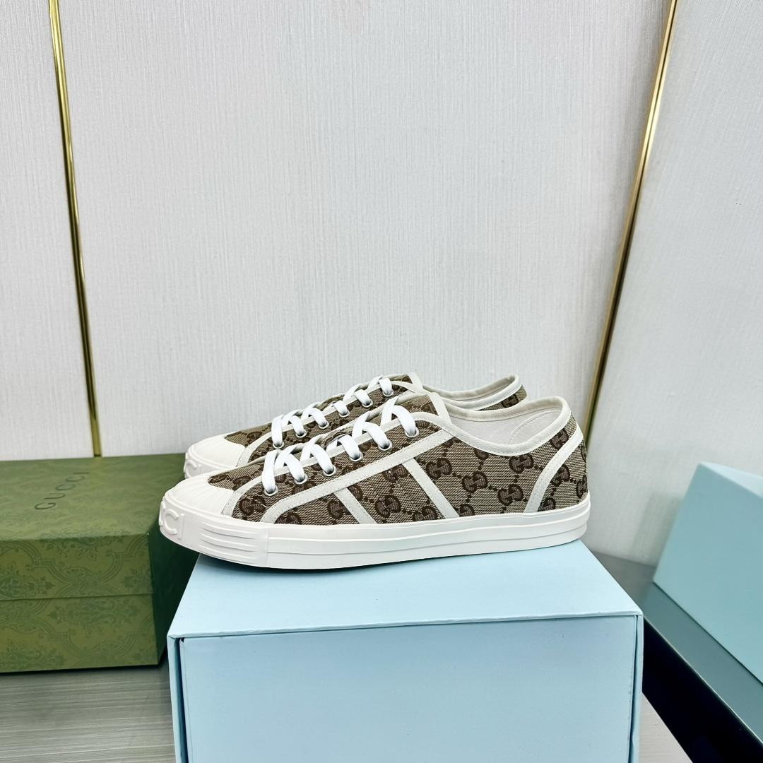 Gucci GG Sneaker - FashionPlug