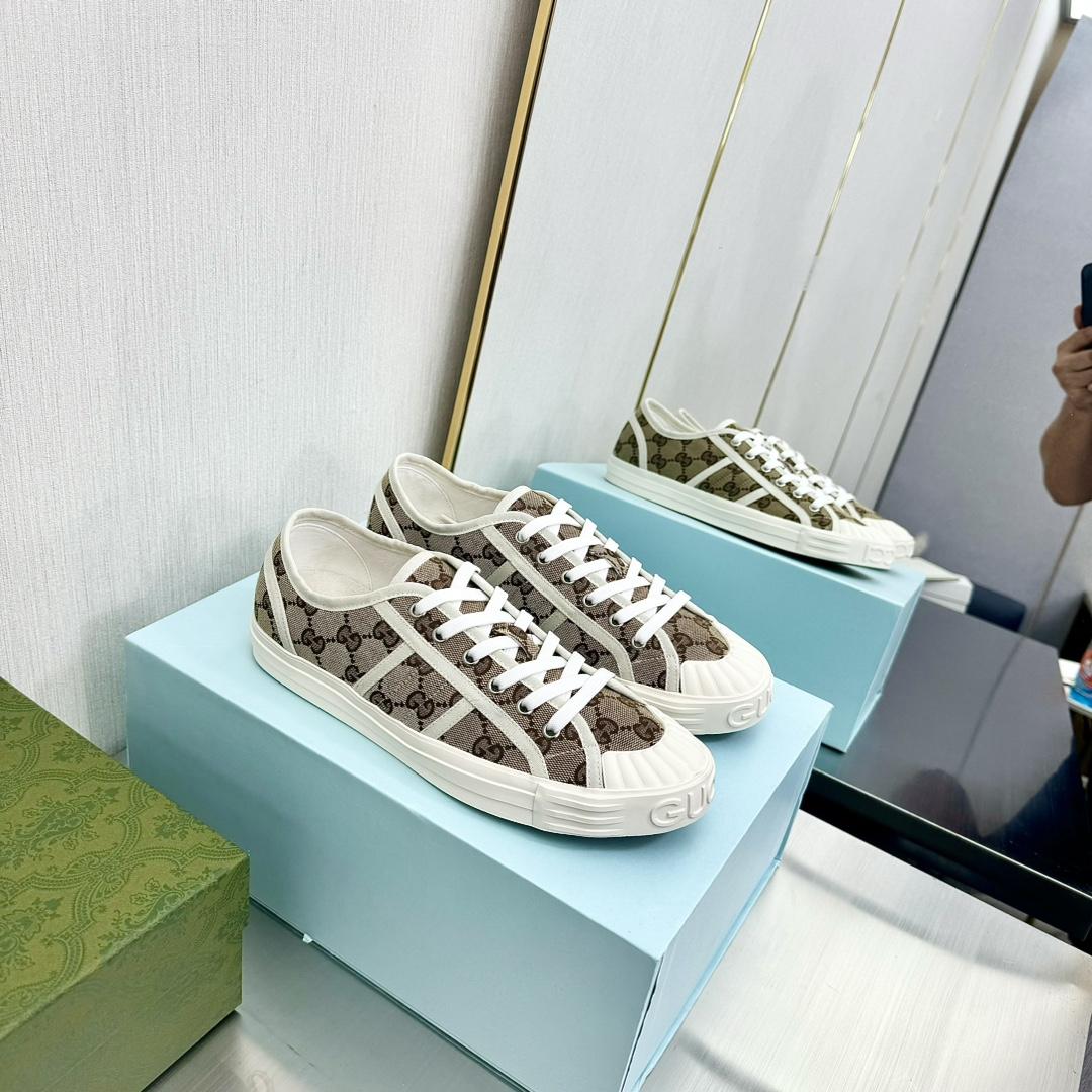 Gucci GG Sneaker - FashionPlug