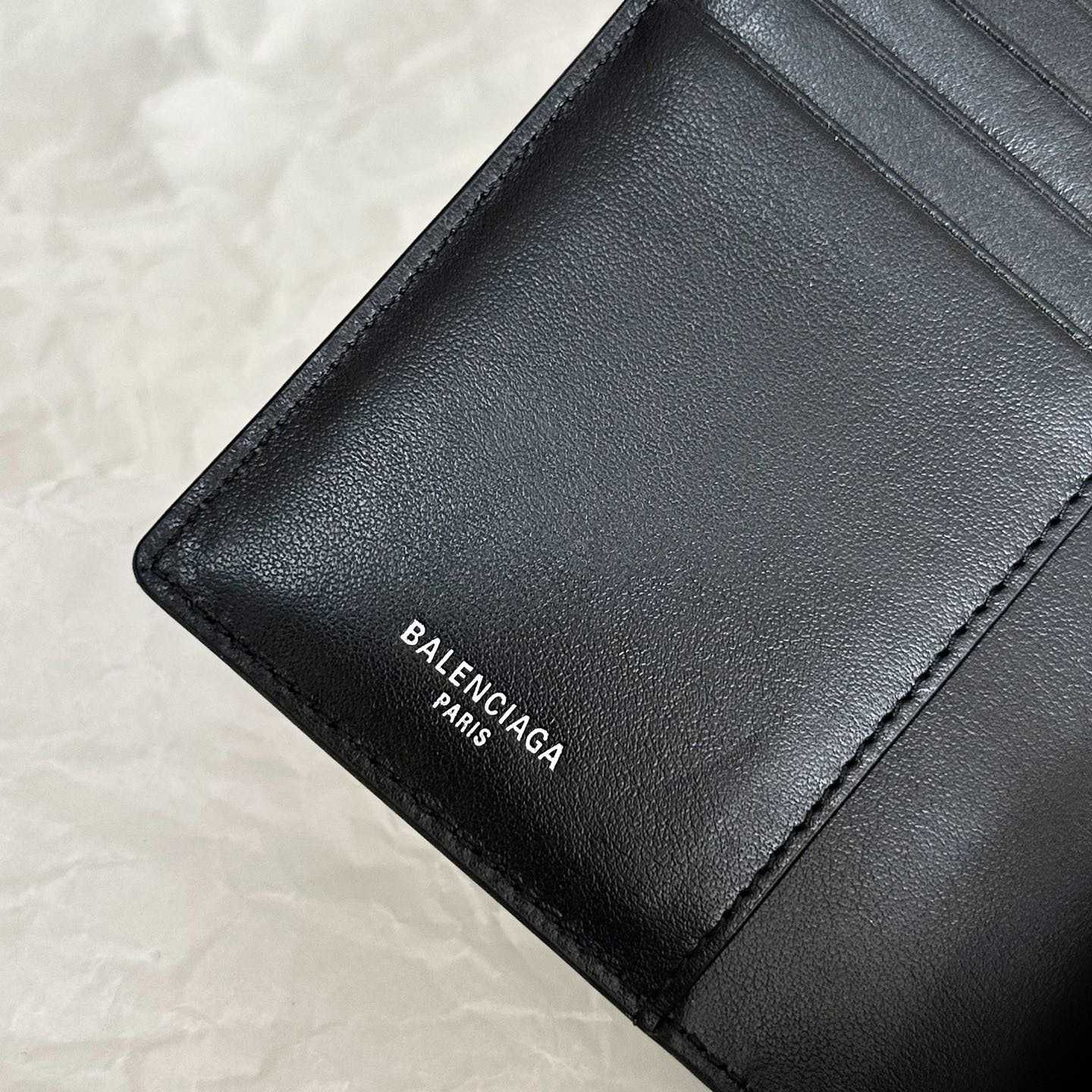 Balenciaga Passport Wallet  (14×10×1.5cm) - FashionPlug