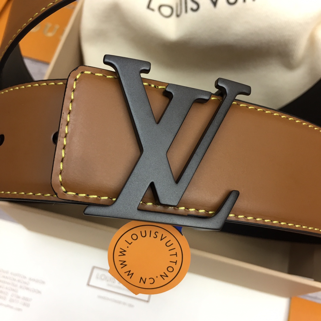 Louis Vuitton 40mm Reversible Belt    - FashionPlug