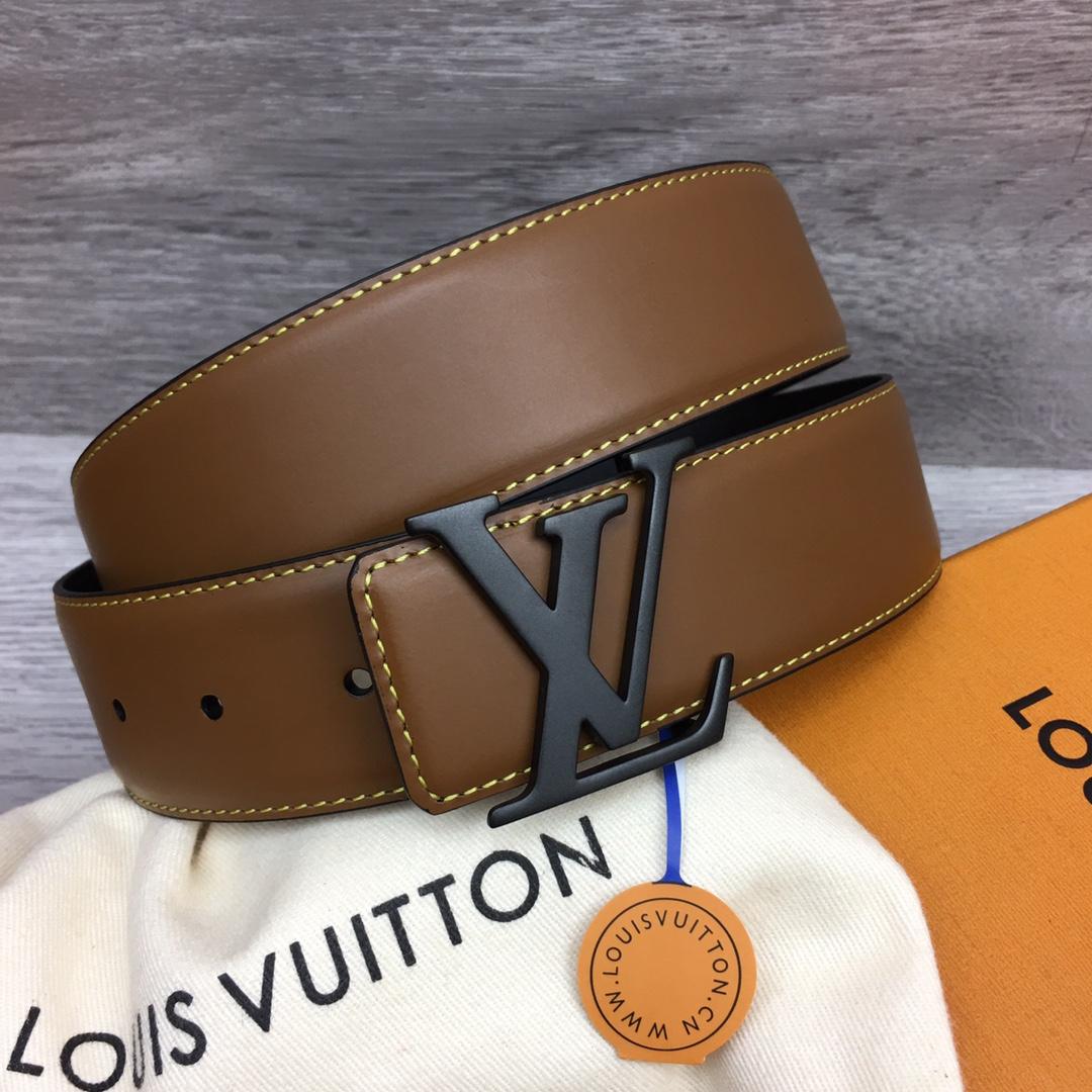 Louis Vuitton 40mm Reversible Belt    - FashionPlug