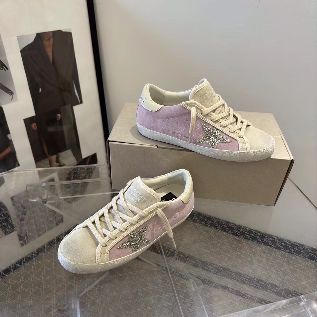 Golden Goose Sneakers - FashionPlug