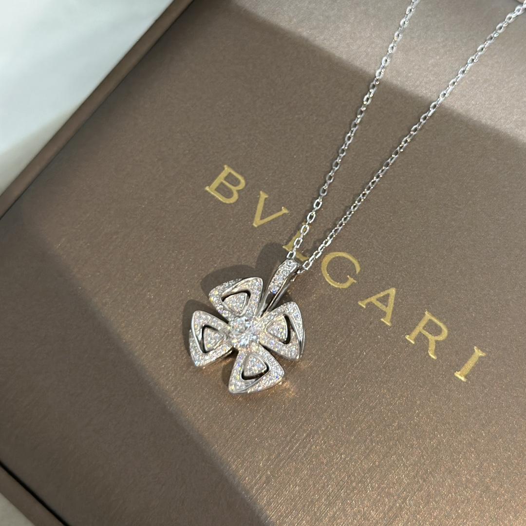 Bvlgari Fiorever Necklace - FashionPlug