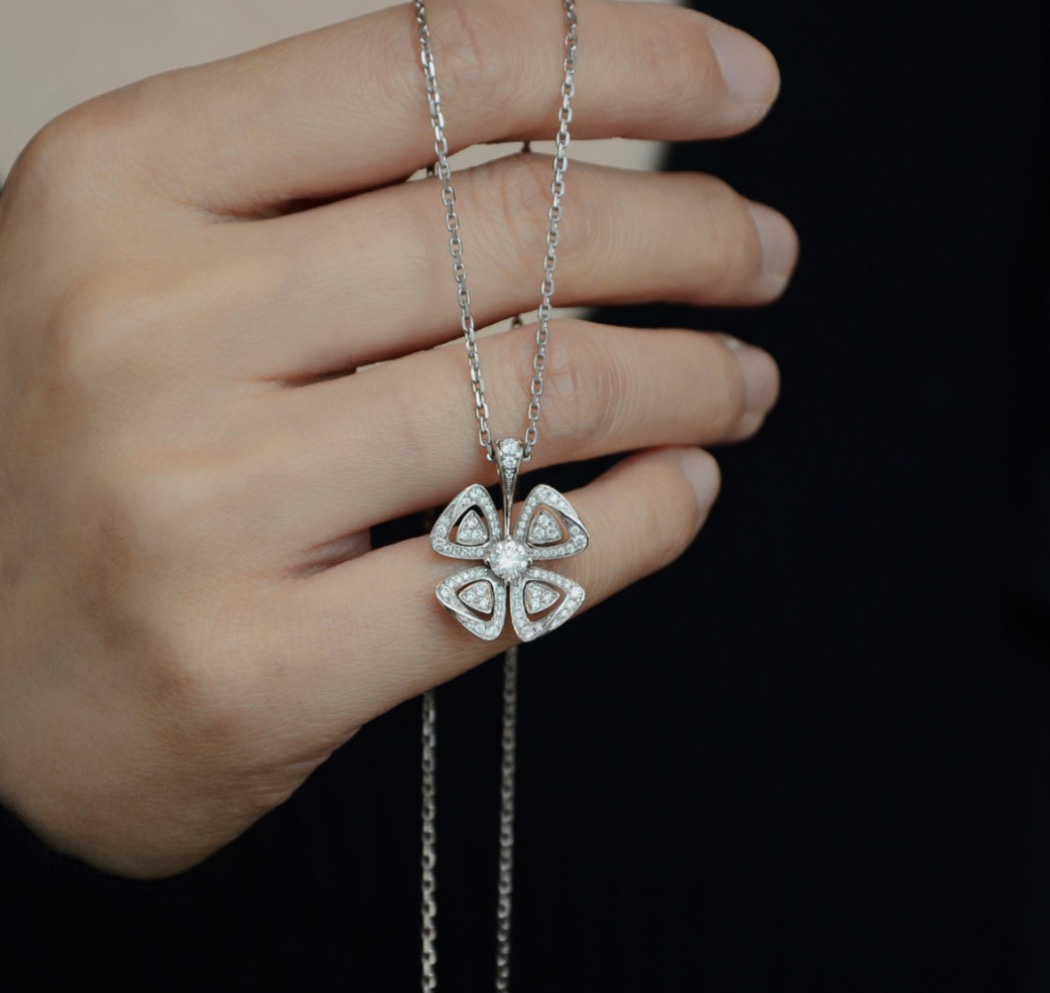 Bvlgari Fiorever Necklace - FashionPlug