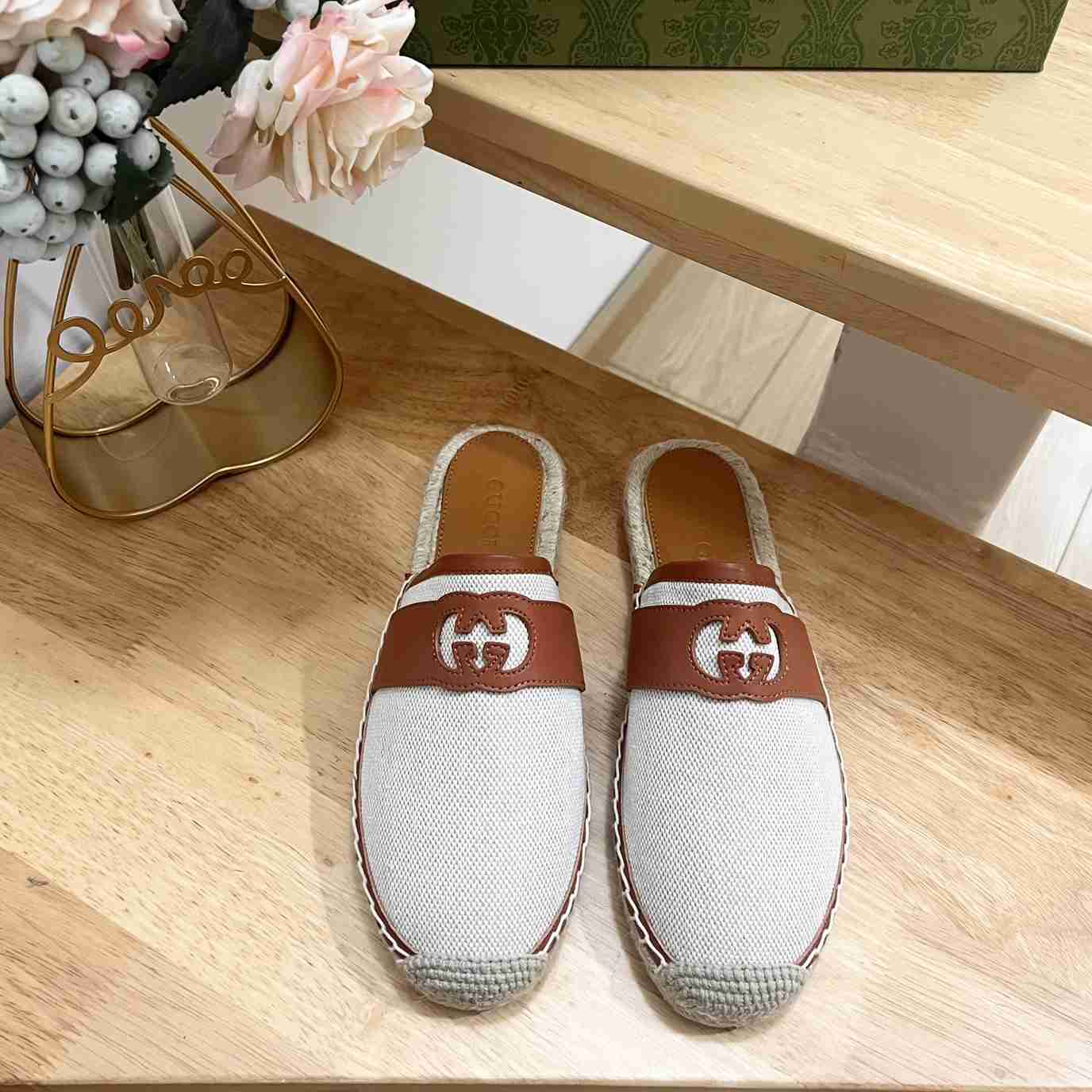 Gucci Interlocking G Slide Espadrille - FashionPlug
