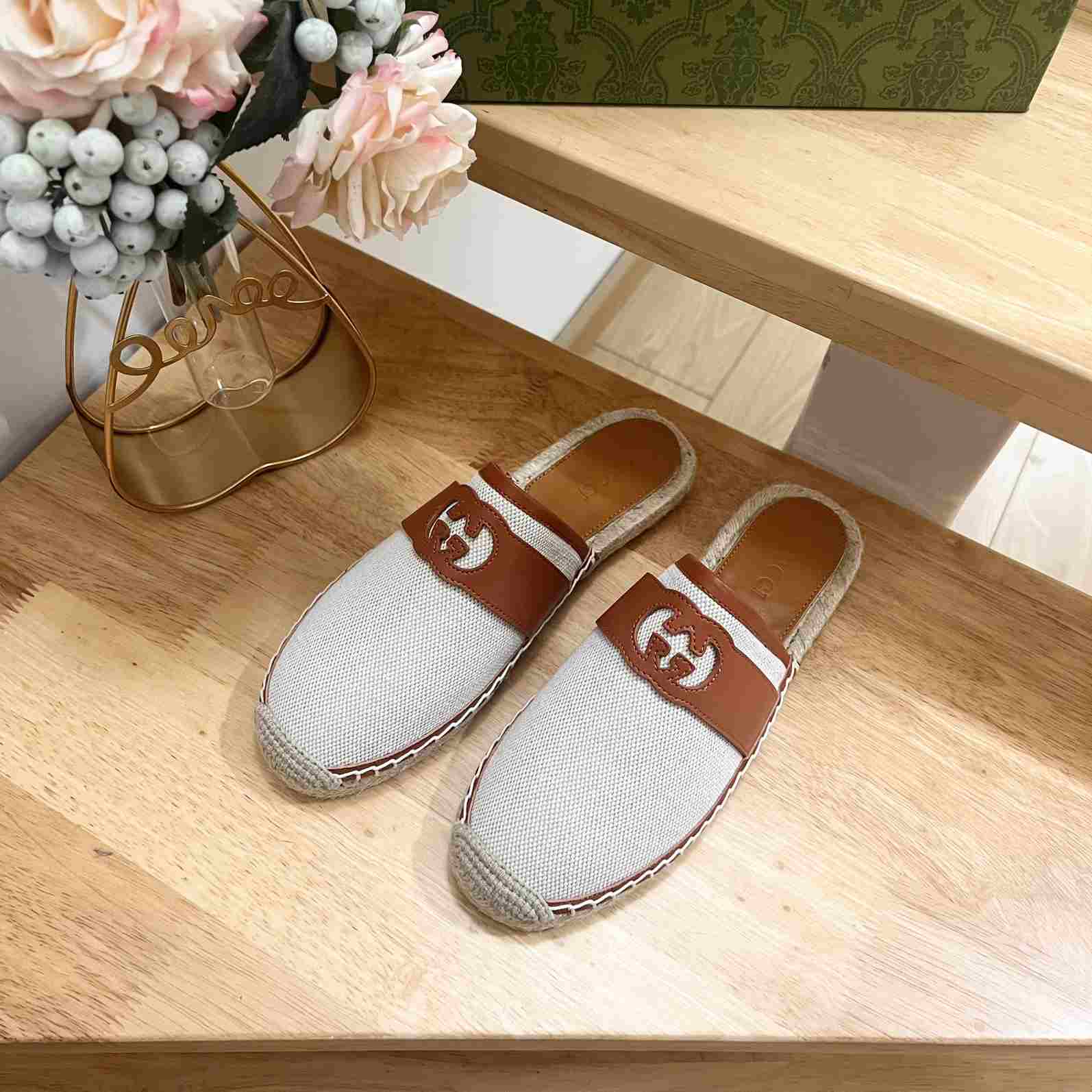 Gucci Interlocking G Slide Espadrille - FashionPlug