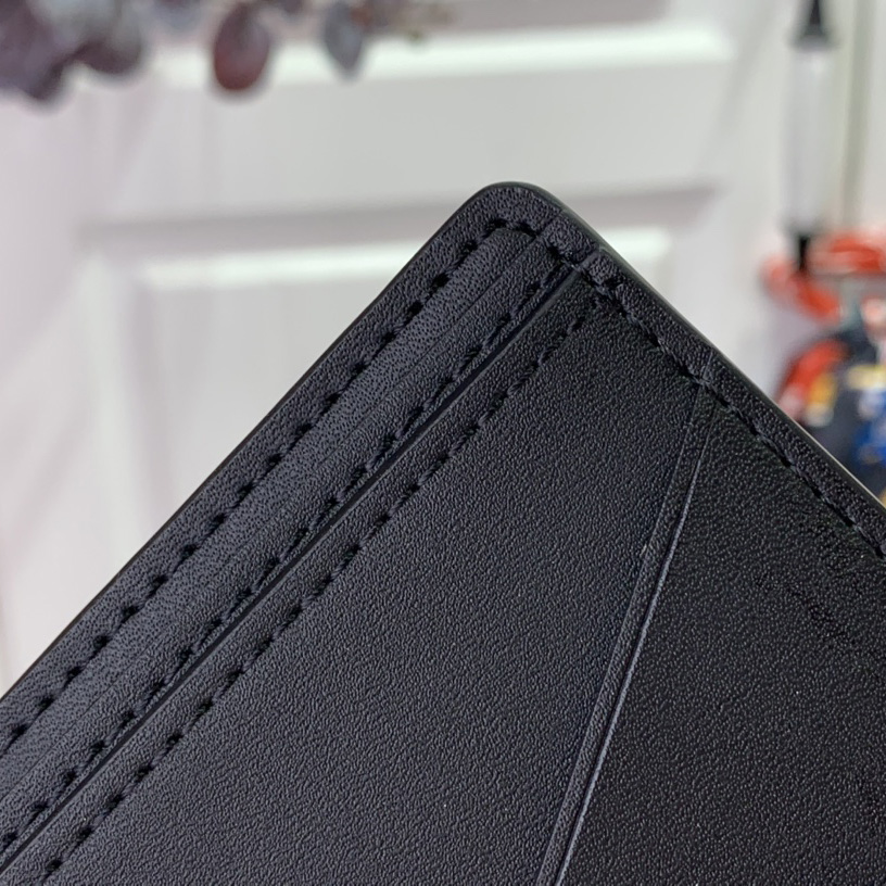 Louis Vuitton Multiple Wallet   M82072 - FashionPlug