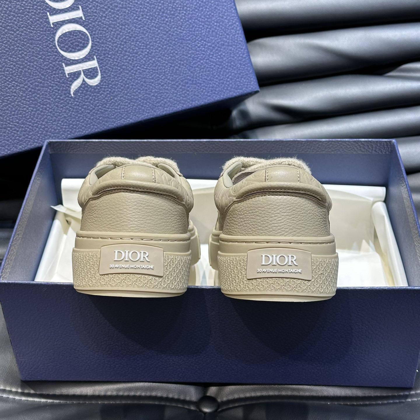 Dior B33 Sneaker  - FashionPlug