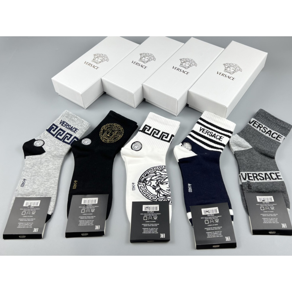 Versace Socks/Box - FashionPlug
