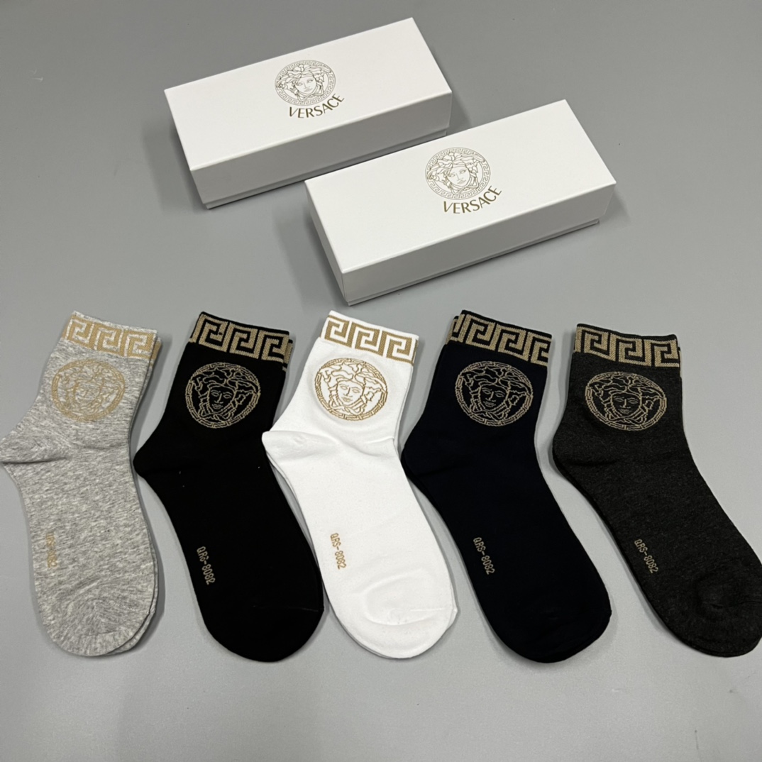 Versace Socks/Box - FashionPlug