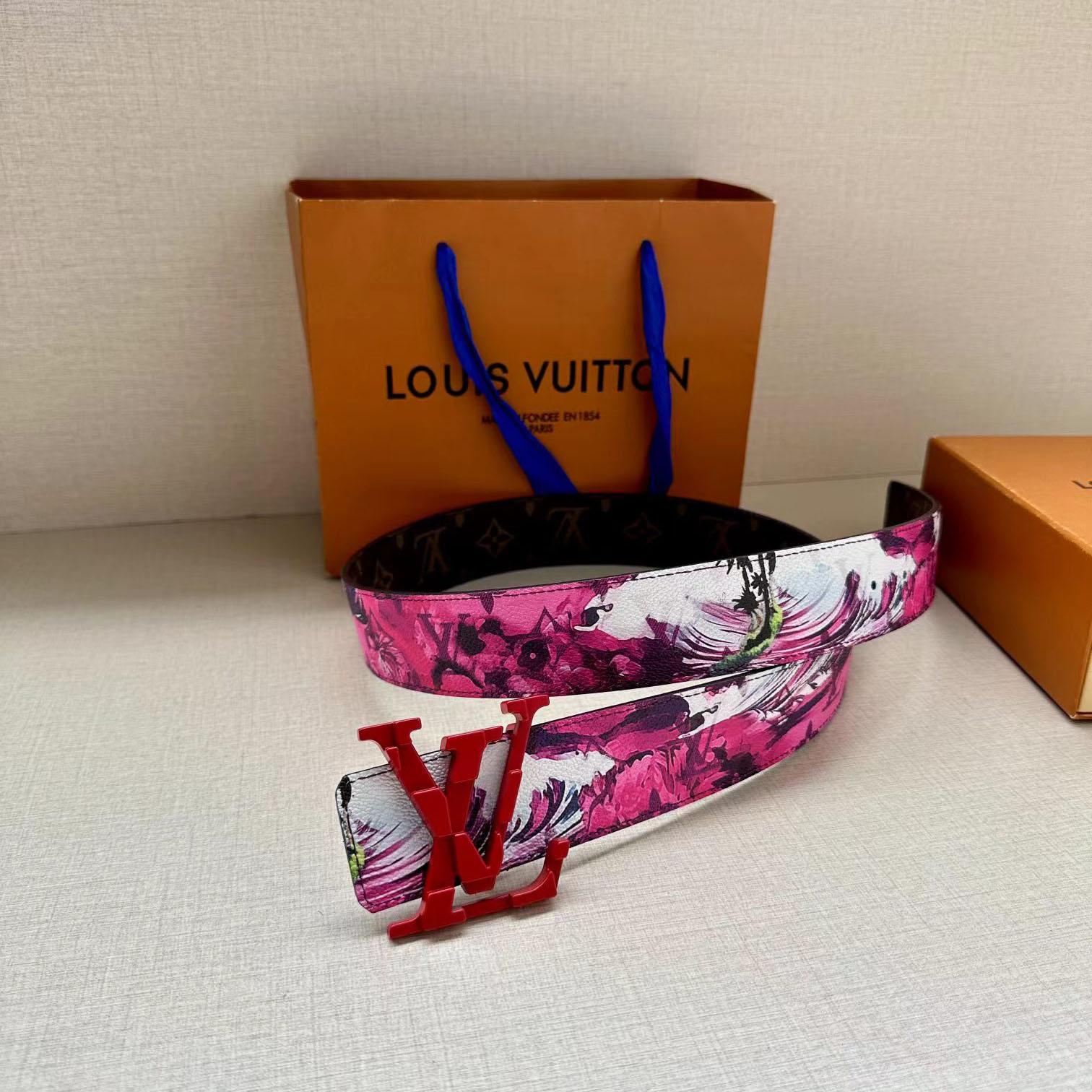 Louis Vuitton LV Tag 40mm Reversible Belt - FashionPlug