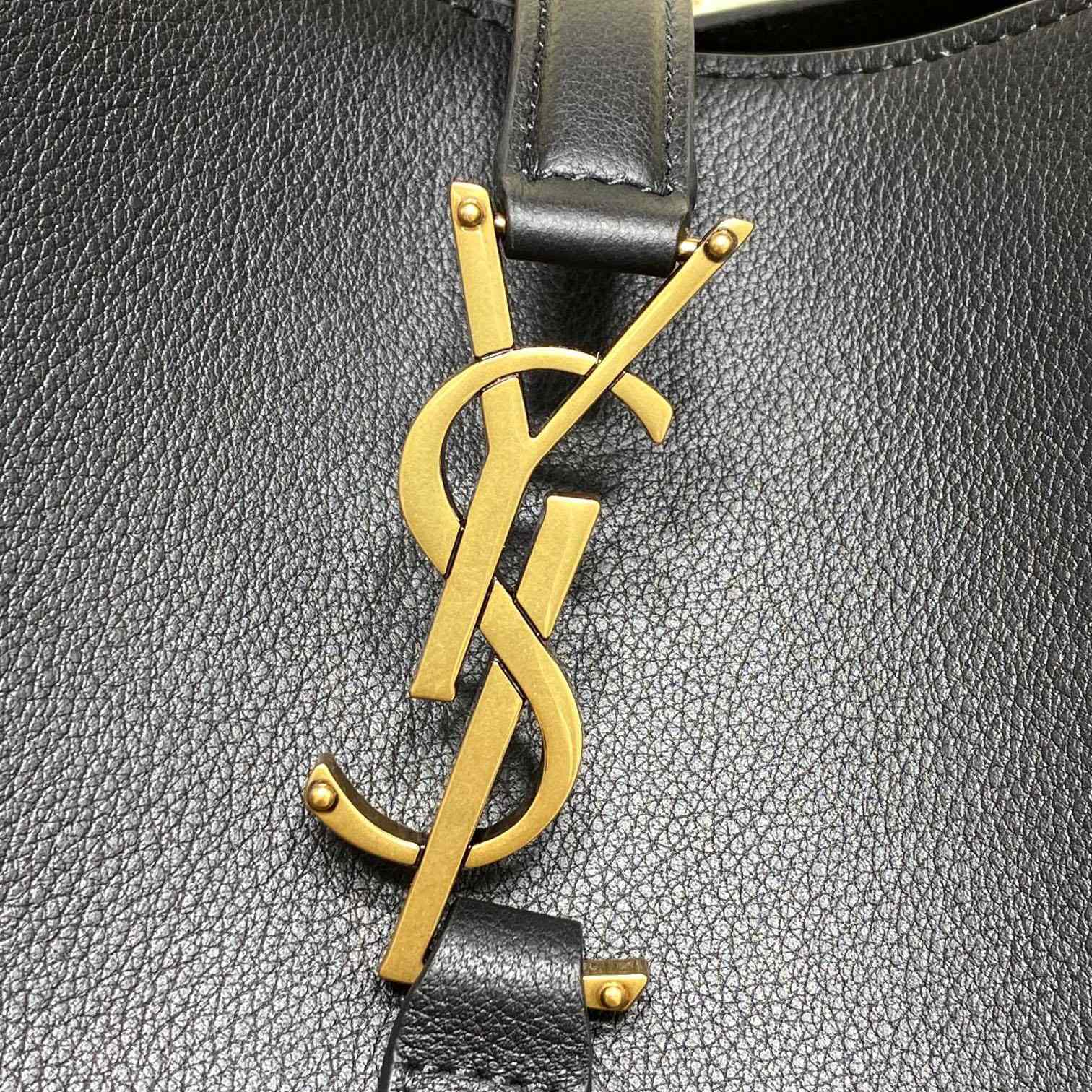 Saint Laurent Le 5 À 7 Supple Large In Smooth Leather - FashionPlug