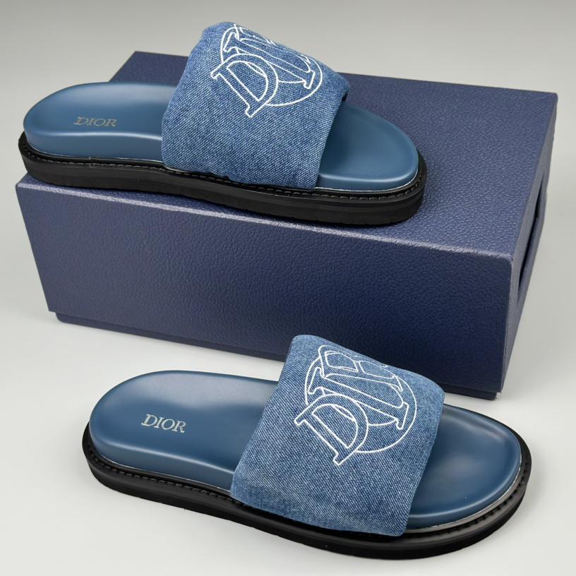 Dior Aqua Sandal - FashionPlug
