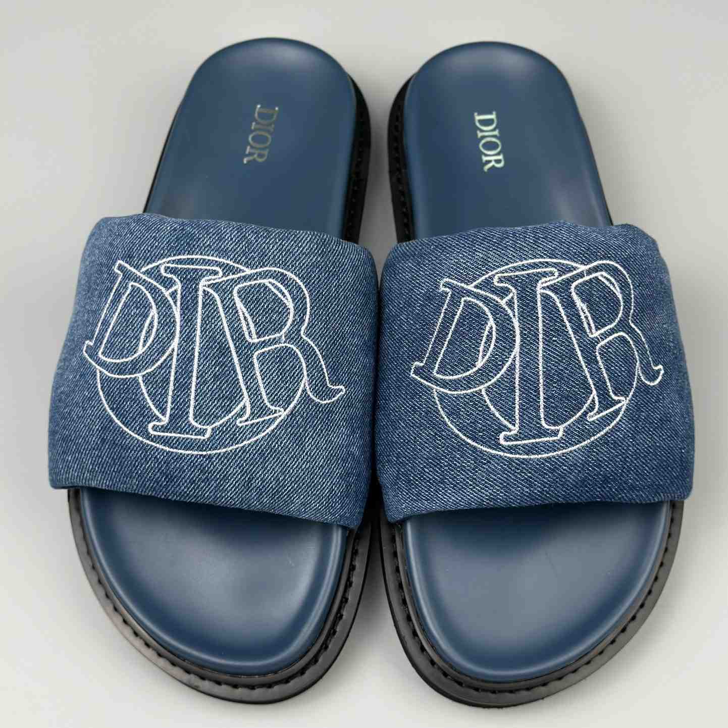 Dior Aqua Sandal - FashionPlug
