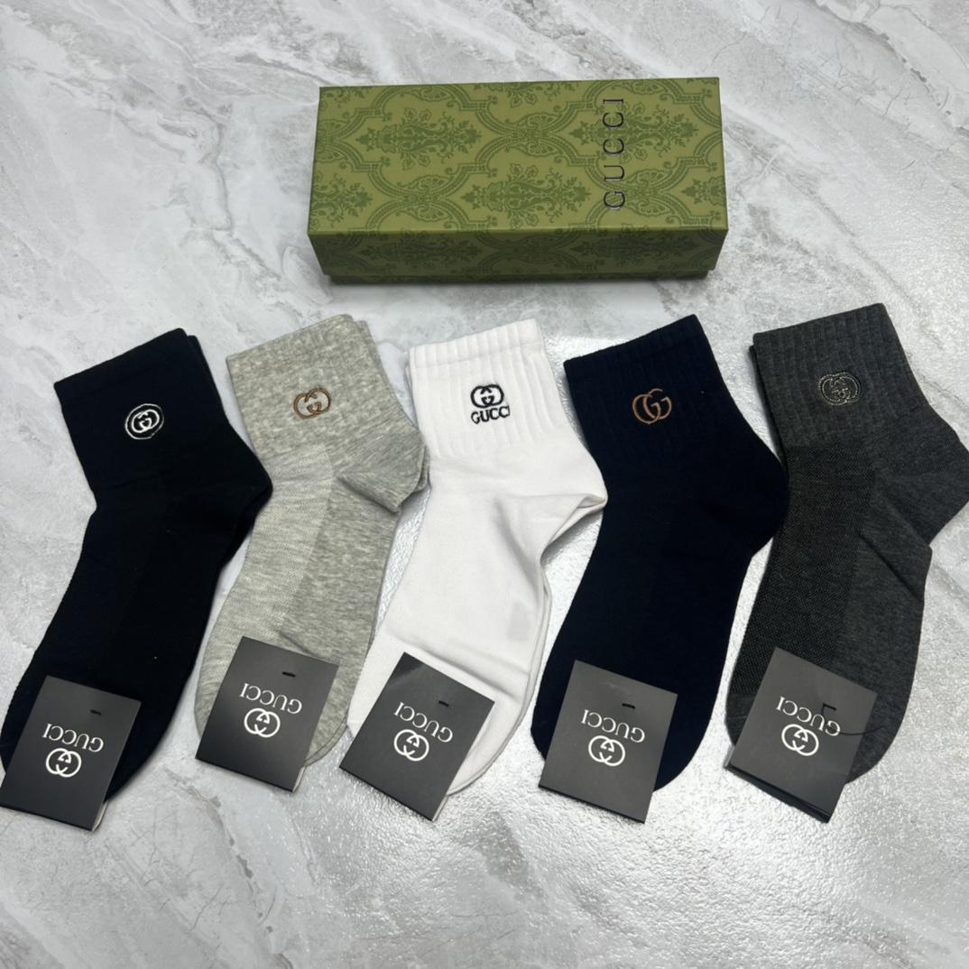 Gucci Socks/Box - FashionPlug