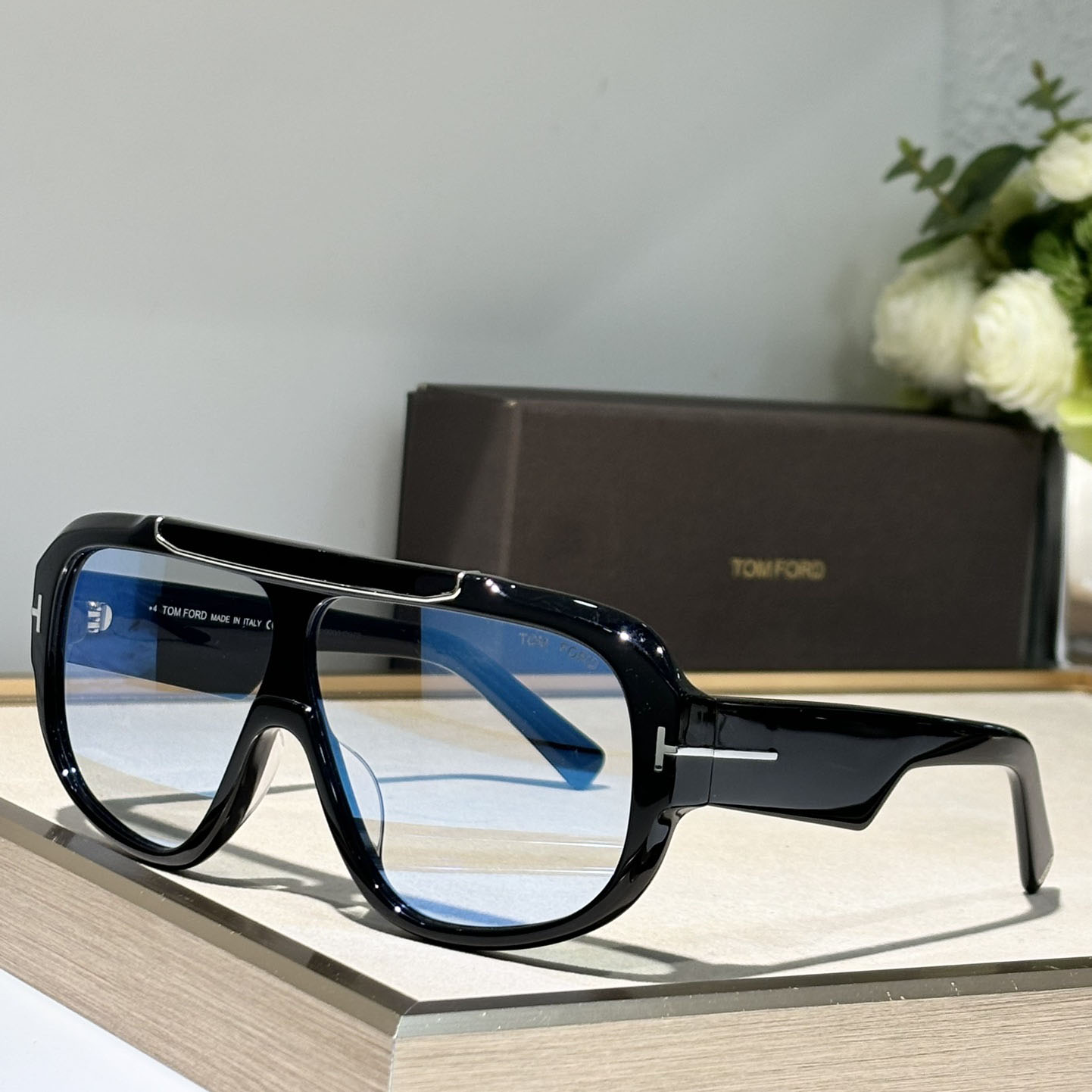 Tom Ford TF 1093 Sunglasses - FashionPlug